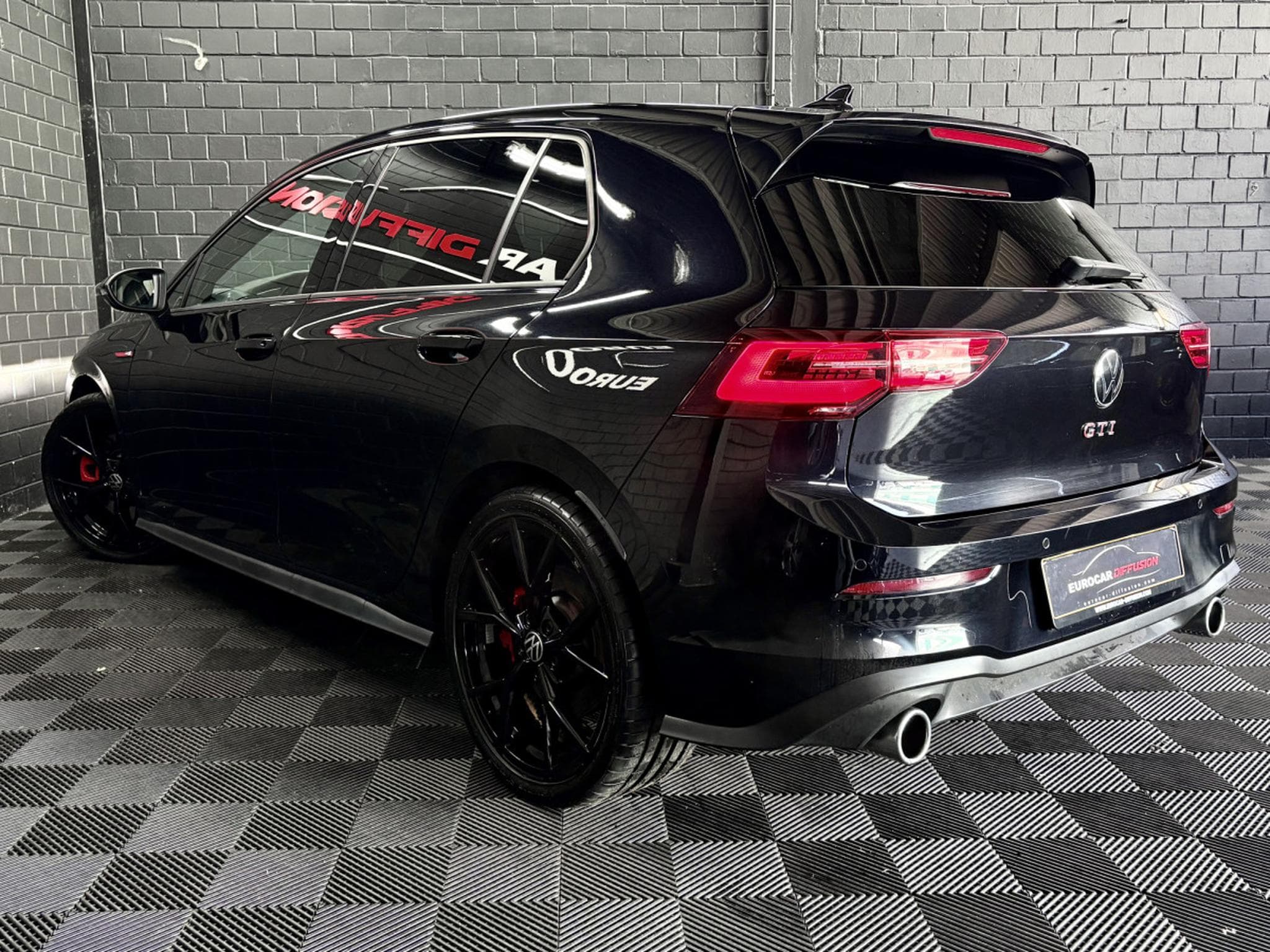 VW Golf GTI 2.0 TSI 245CV DSG7  * MATRIX * BLACK STYLE* CAM* (2023) - Photo 4