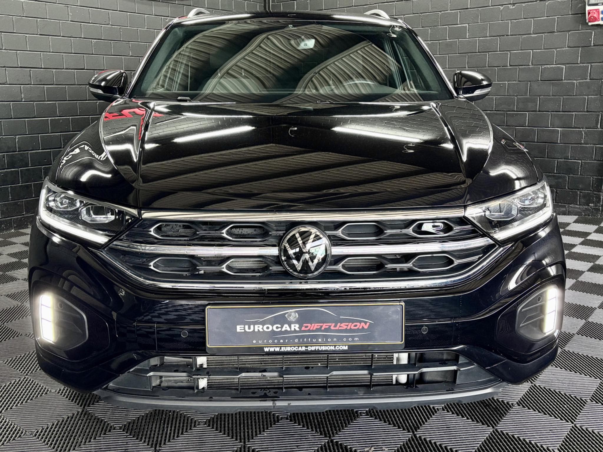 VW T-Roc R-Line Edition 1.5 TSI 150 CV DSG7 *ACC* CAM * HAYON * (2025) - Photo 2