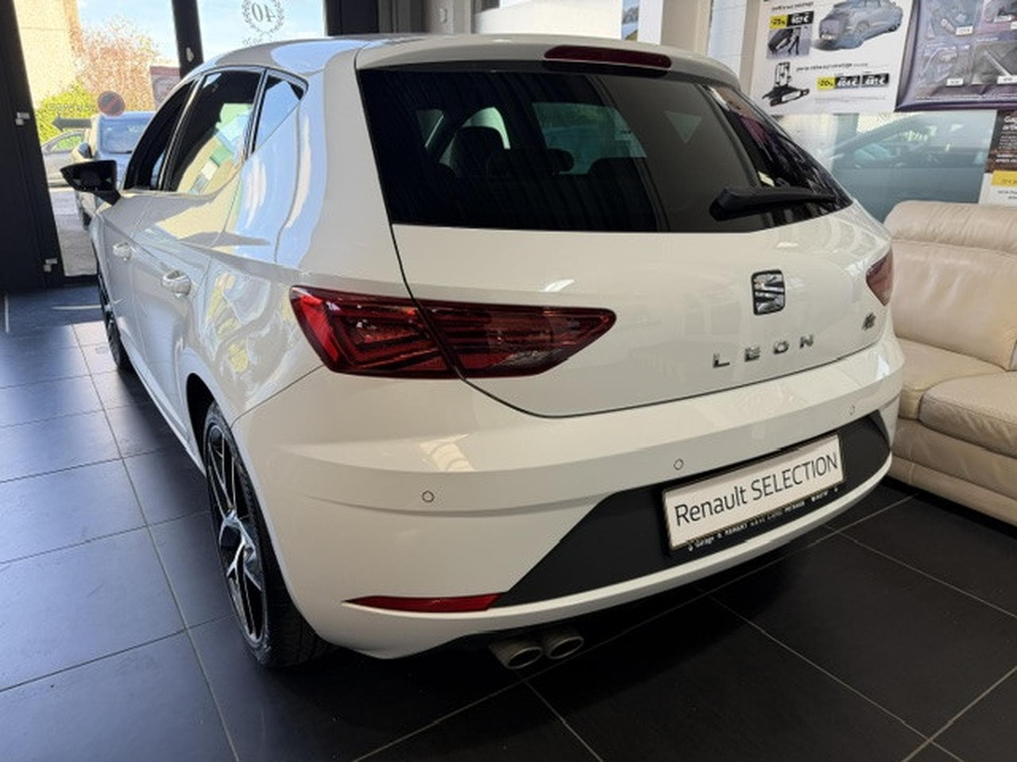 Seat Leon 1.5 TSI 96kW FR (2019) - Foto 4