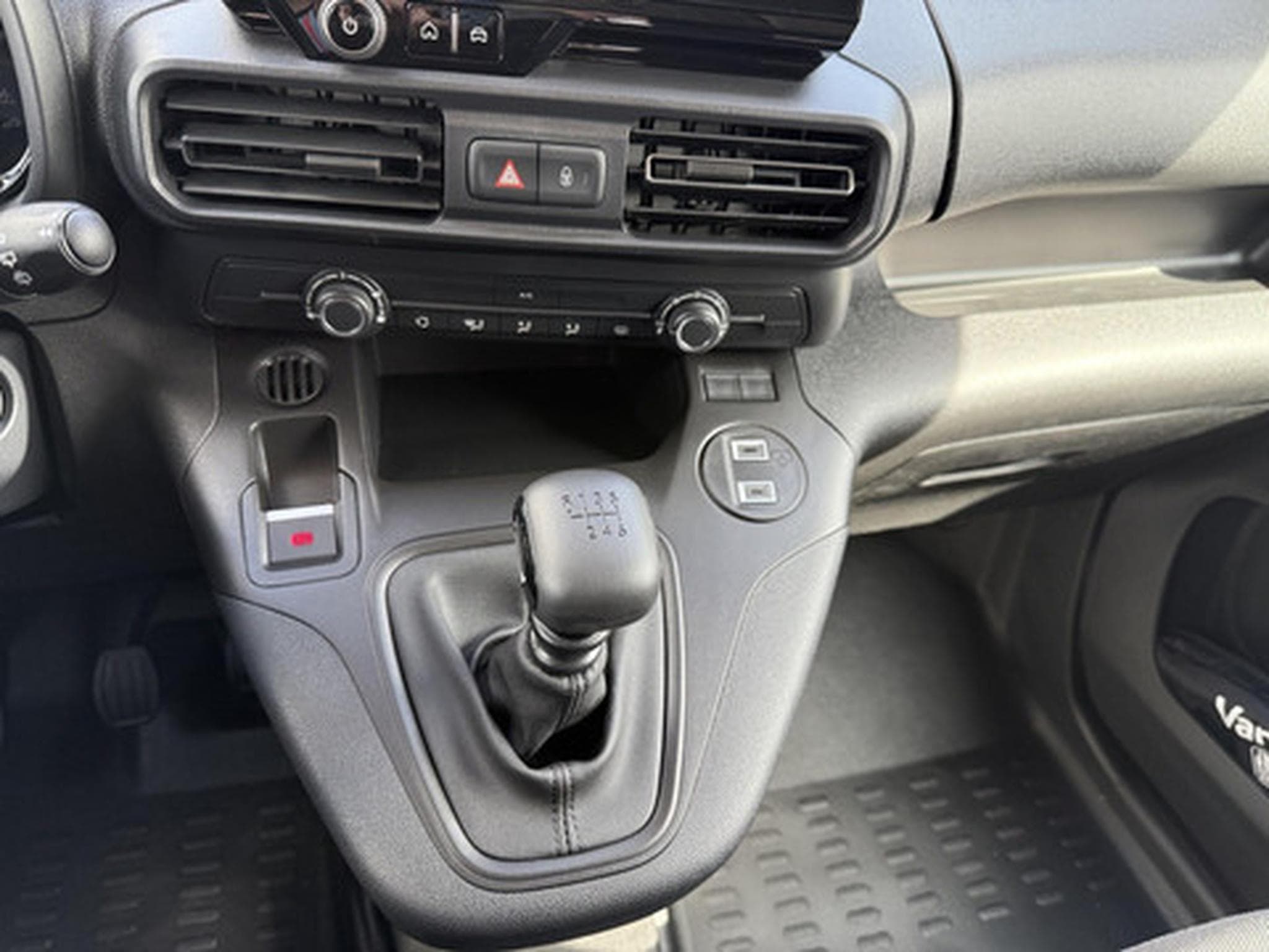 Fiat Doblò VAN L1 LT 110HP 1.2 MT (2026) - Photo 7