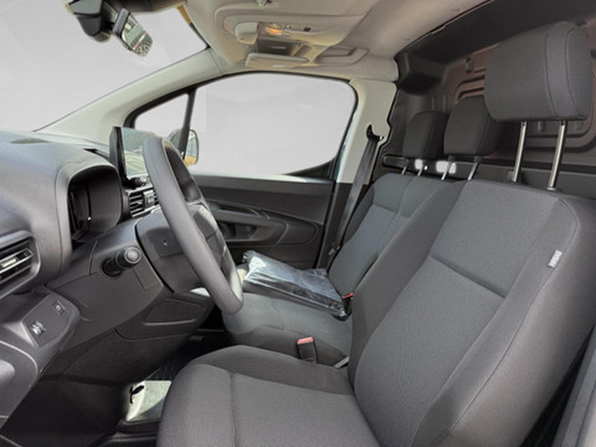 Fiat Doblò VAN L1 LT 110HP 1.2 MT (2026) - Photo 4