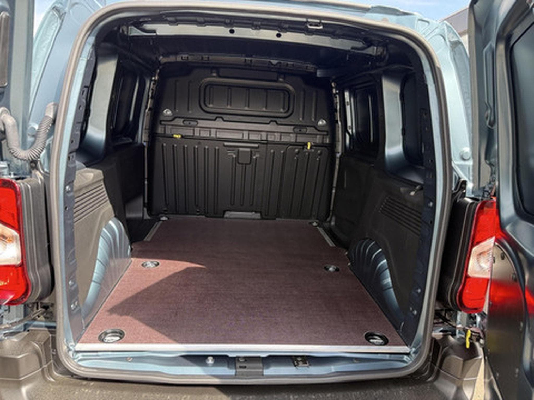 Fiat Doblò VAN L1 LT 110HP 1.2 MT (2026) - Photo 11