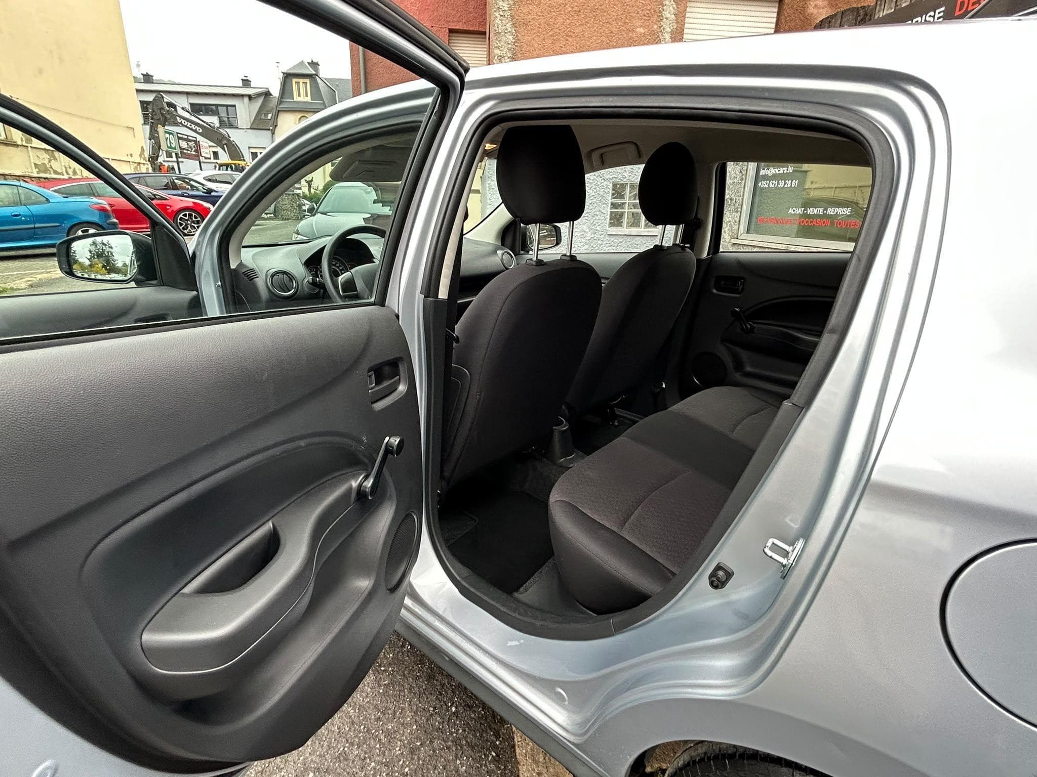 Mitsubishi Space Star 1.0 i  71cv 5 PORTES NAVIGATION CLIME (2018) - Photo 8
