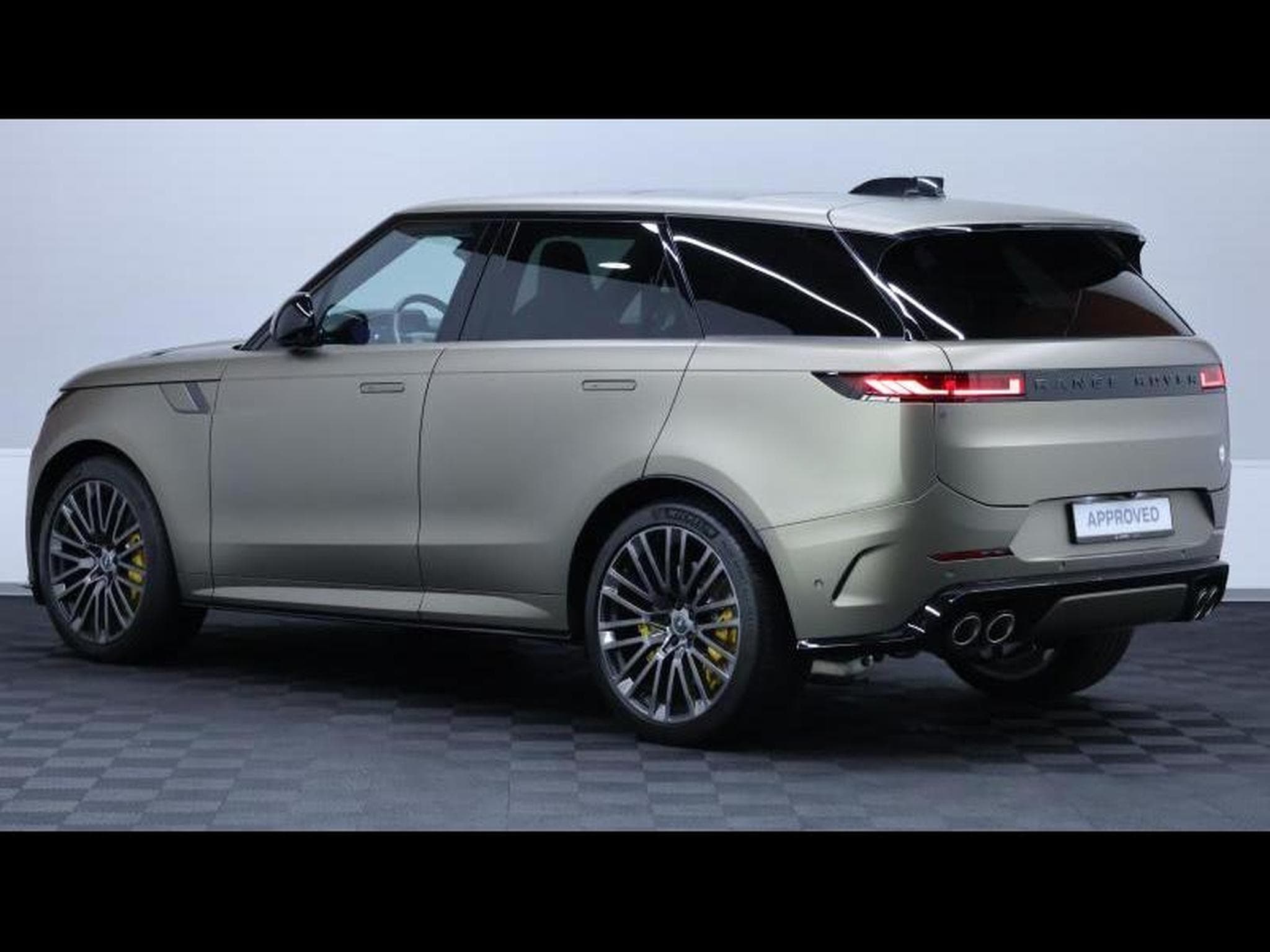 Land-Rover Range Rover Sport SV Edition One (2024) - Photo 7
