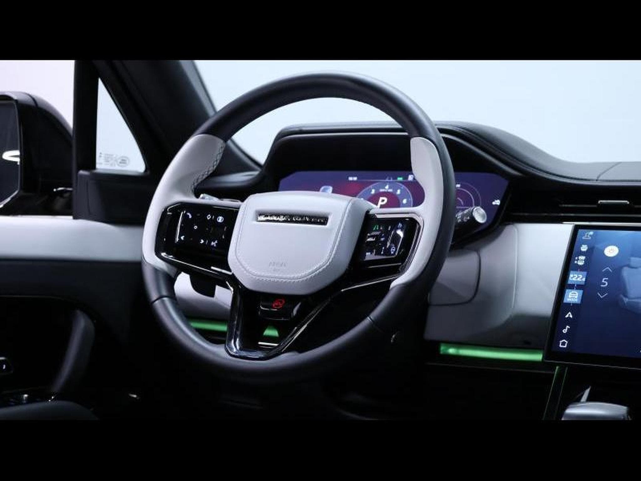 Land-Rover Range Rover Sport SV Edition One (2024) - Photo 29