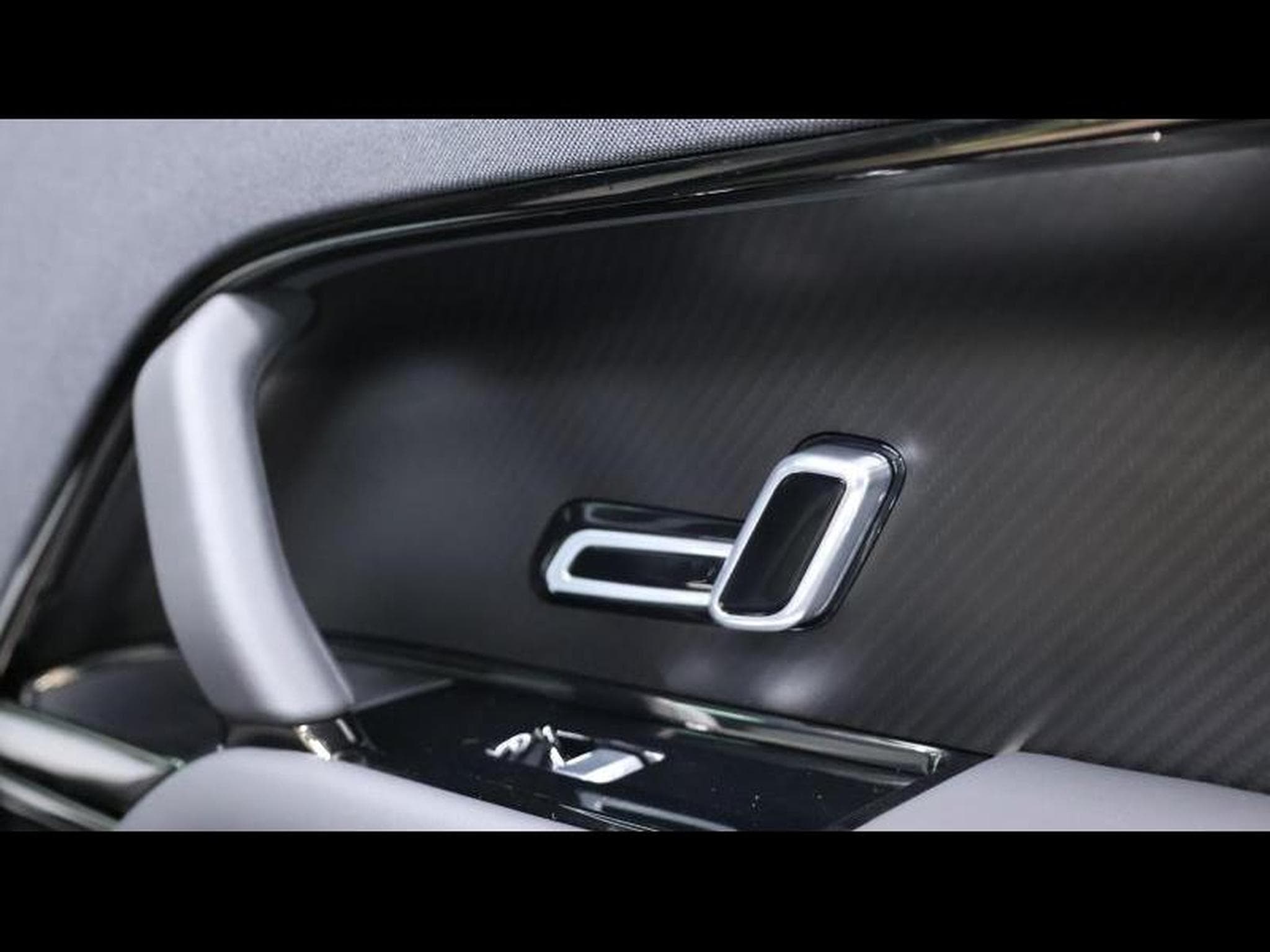 Land-Rover Range Rover Sport SV Edition One (2024) - Photo 44
