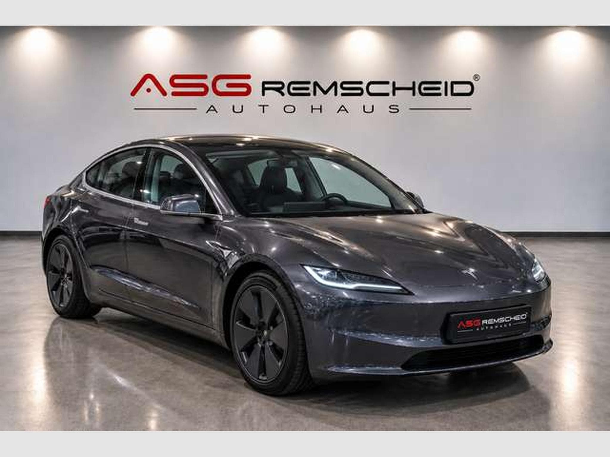 Tesla Model 3 RWD Long Range *1.Hand *Pano *ACC (2025) - Foto 1