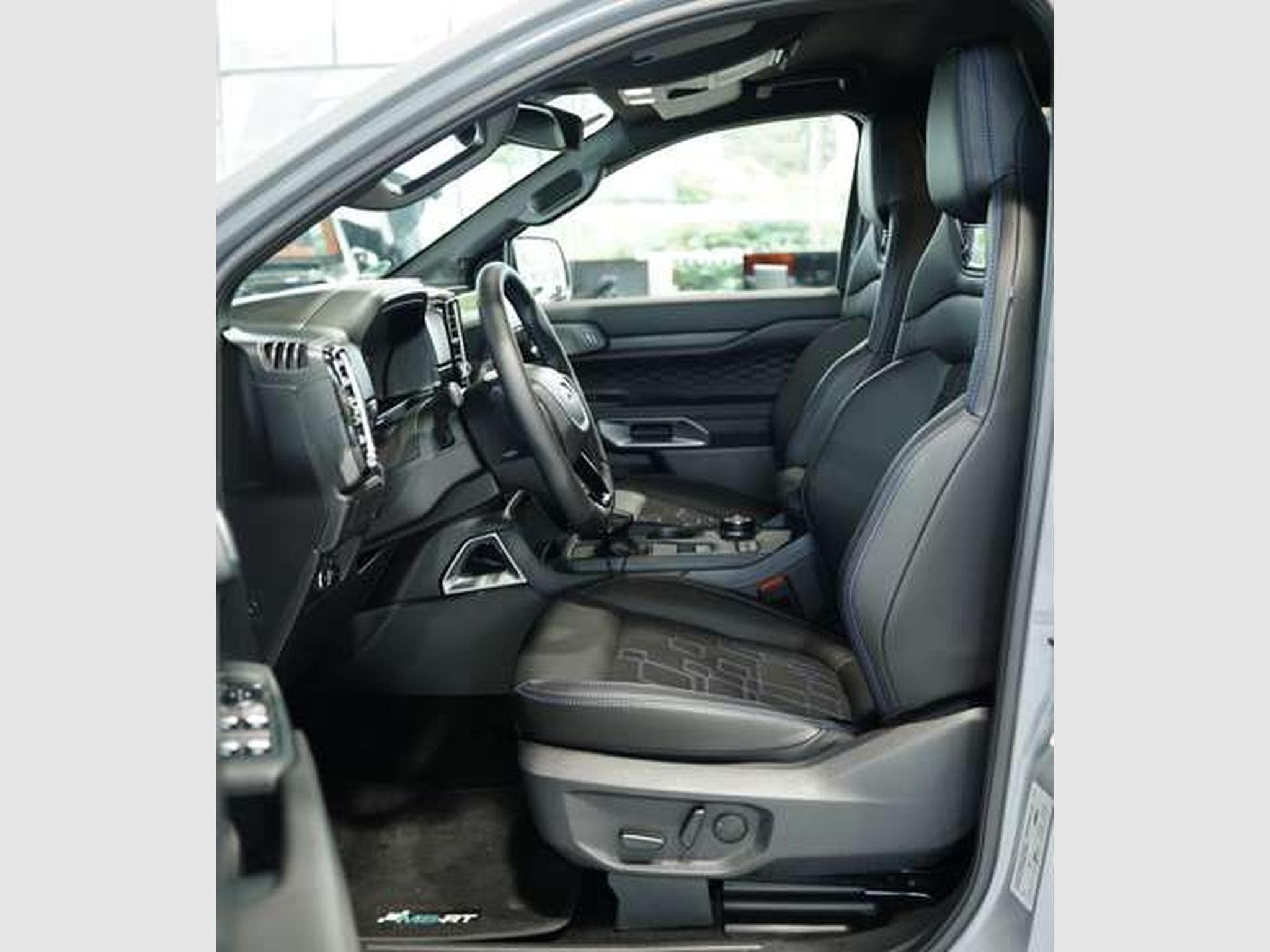 Ford Ranger MS-RT Wildtrak e-4WD Doppelkabine 1.Hand (2025) - Photo 24