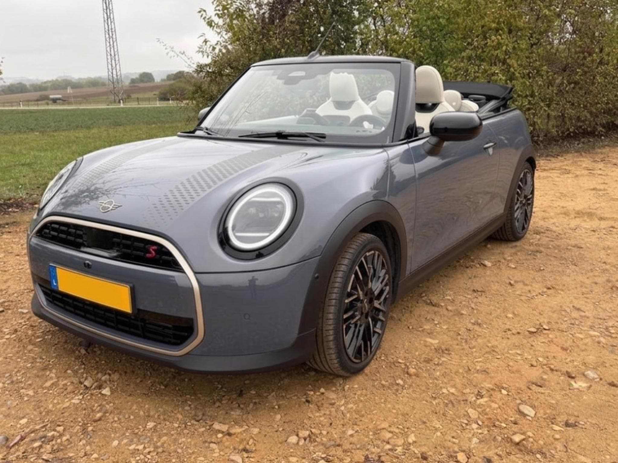 Mini Cabrio Cooper Cooper S (2025) - Photo 1