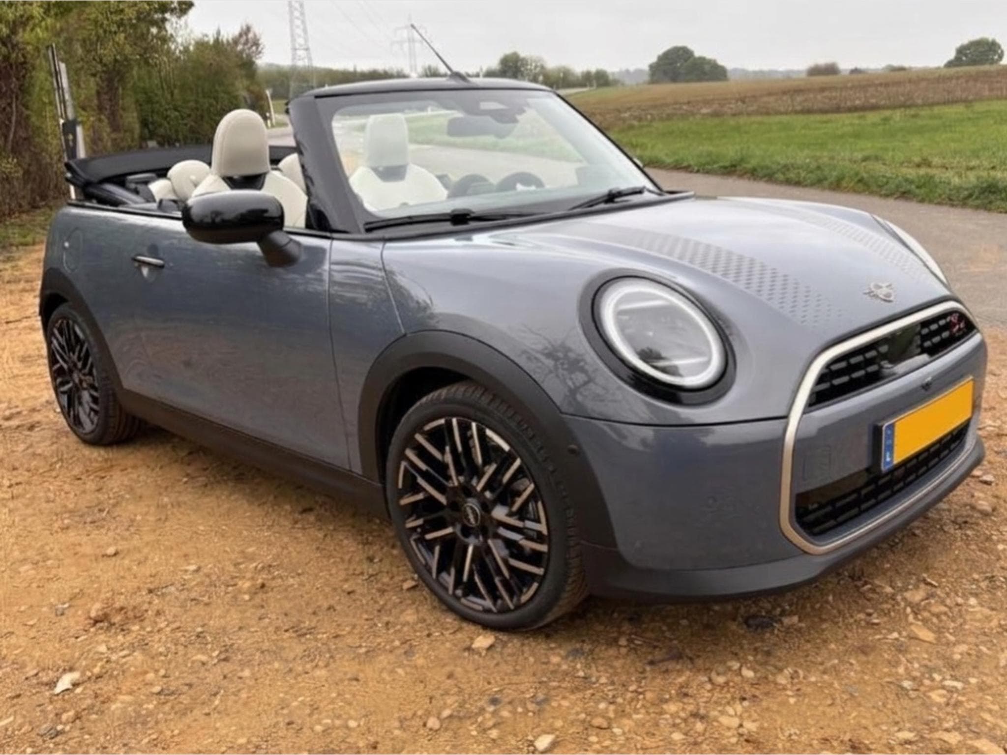 Mini Cabrio Cooper Cooper S (2025) - Photo 2