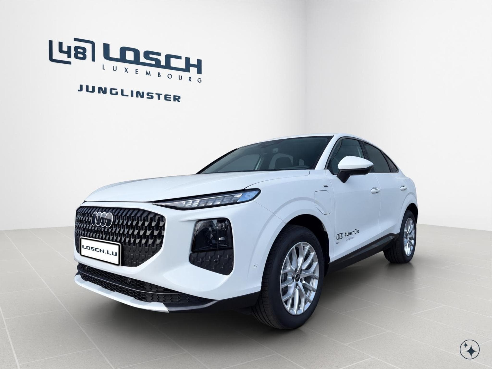 Audi Q3 Q3 Sportback e-hybrid (2026) - Photo 1