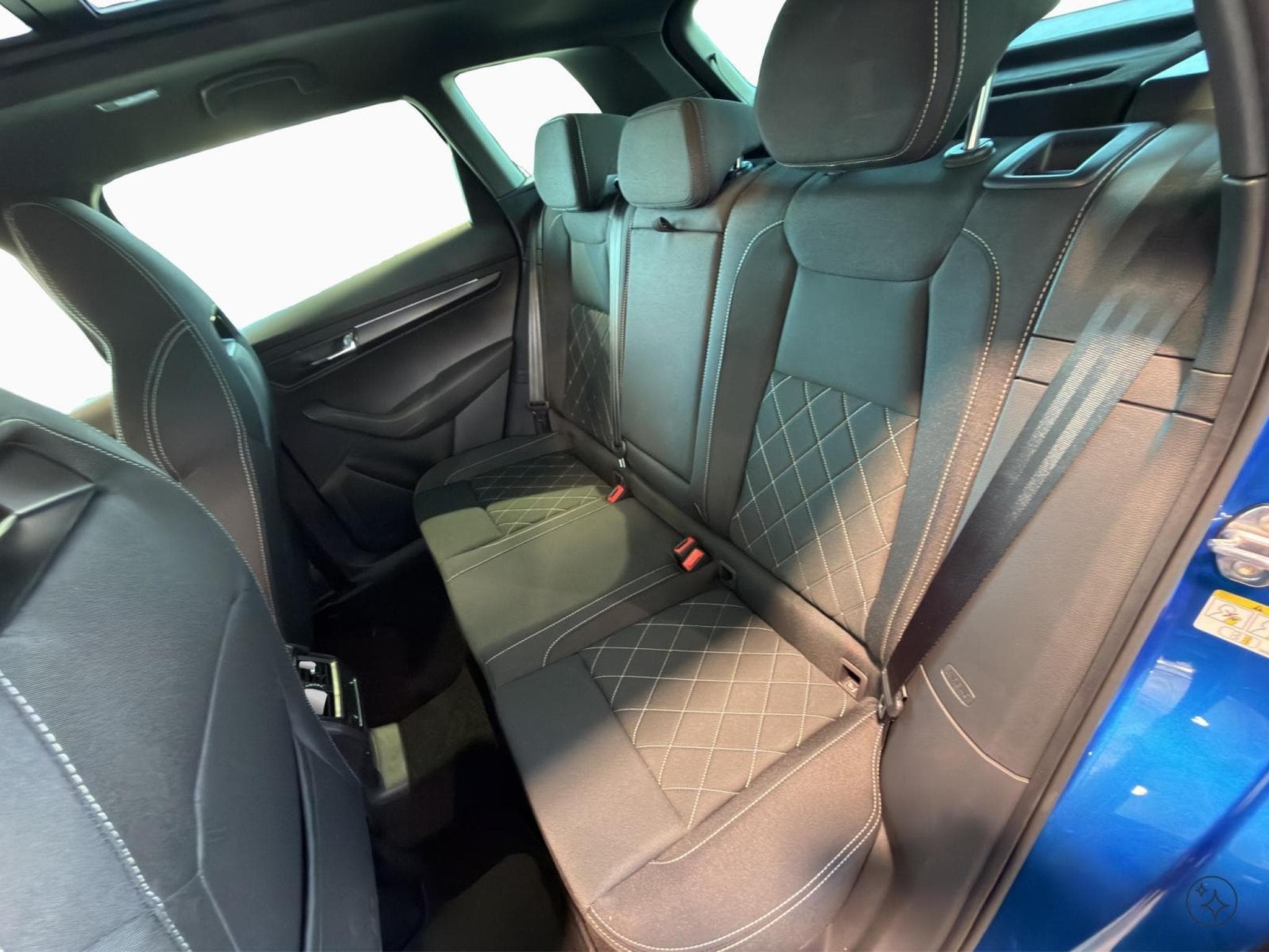Skoda Karoq Sportline (2026) - Photo 8