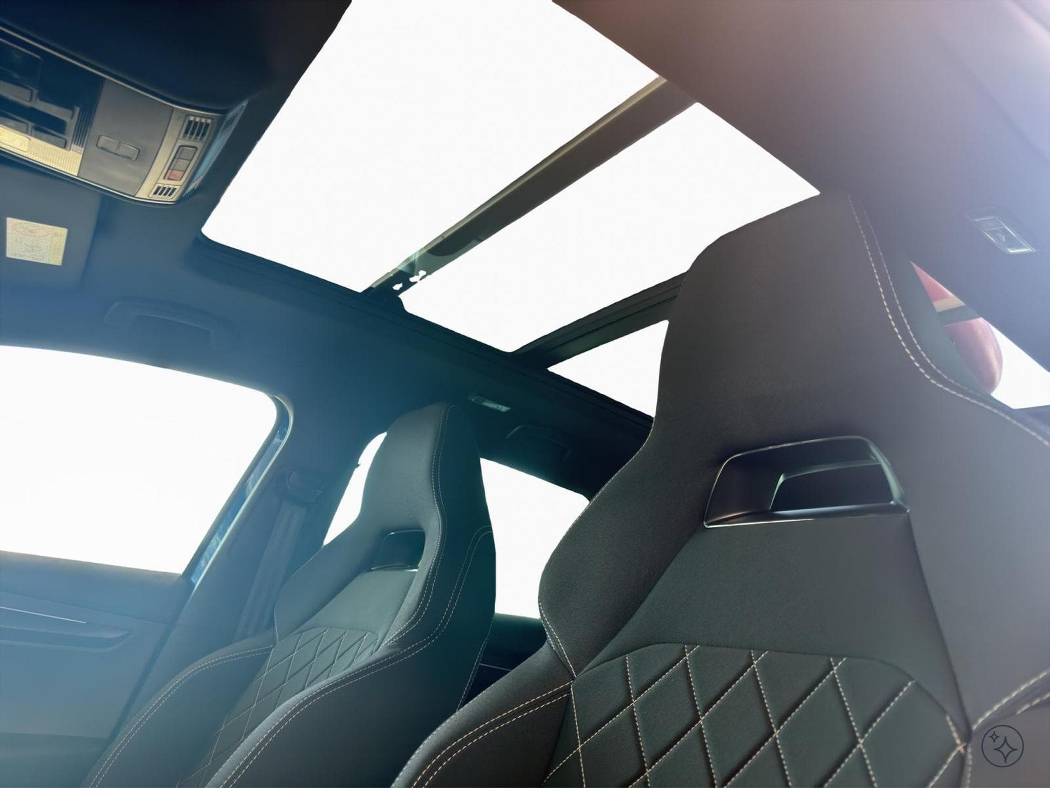 Skoda Karoq Sportline (2026) - Photo 9