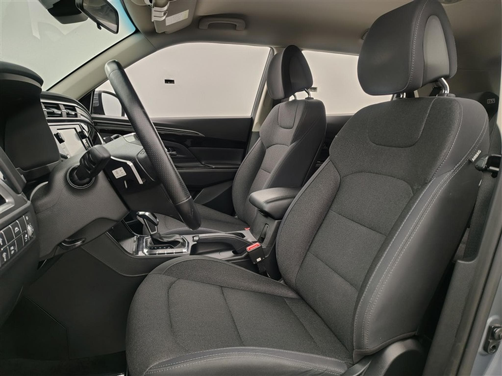 SsangYong Korando 1.5 T-GDI 163Cv BVA Quartz CARPLAY / CAMERA / ALU / PDC (2022) - Photo 6