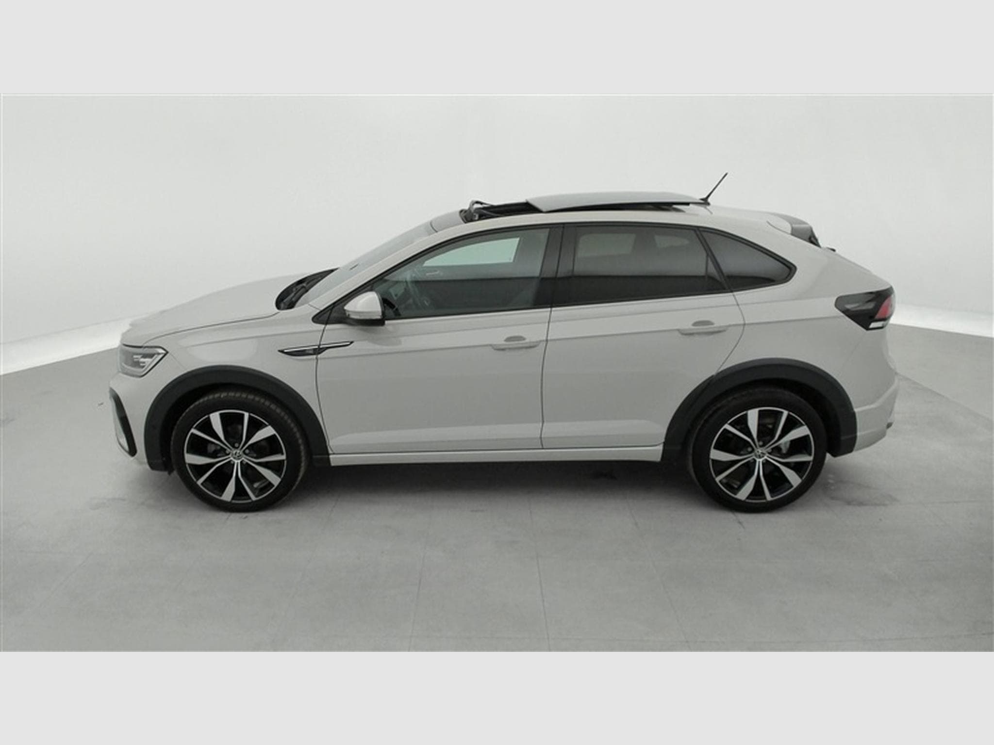 VW Taigo 1.0 TSI 110cv DSG R-Line CARPLAY / MATRIX LED / TO PANO (2024) - Photo 3