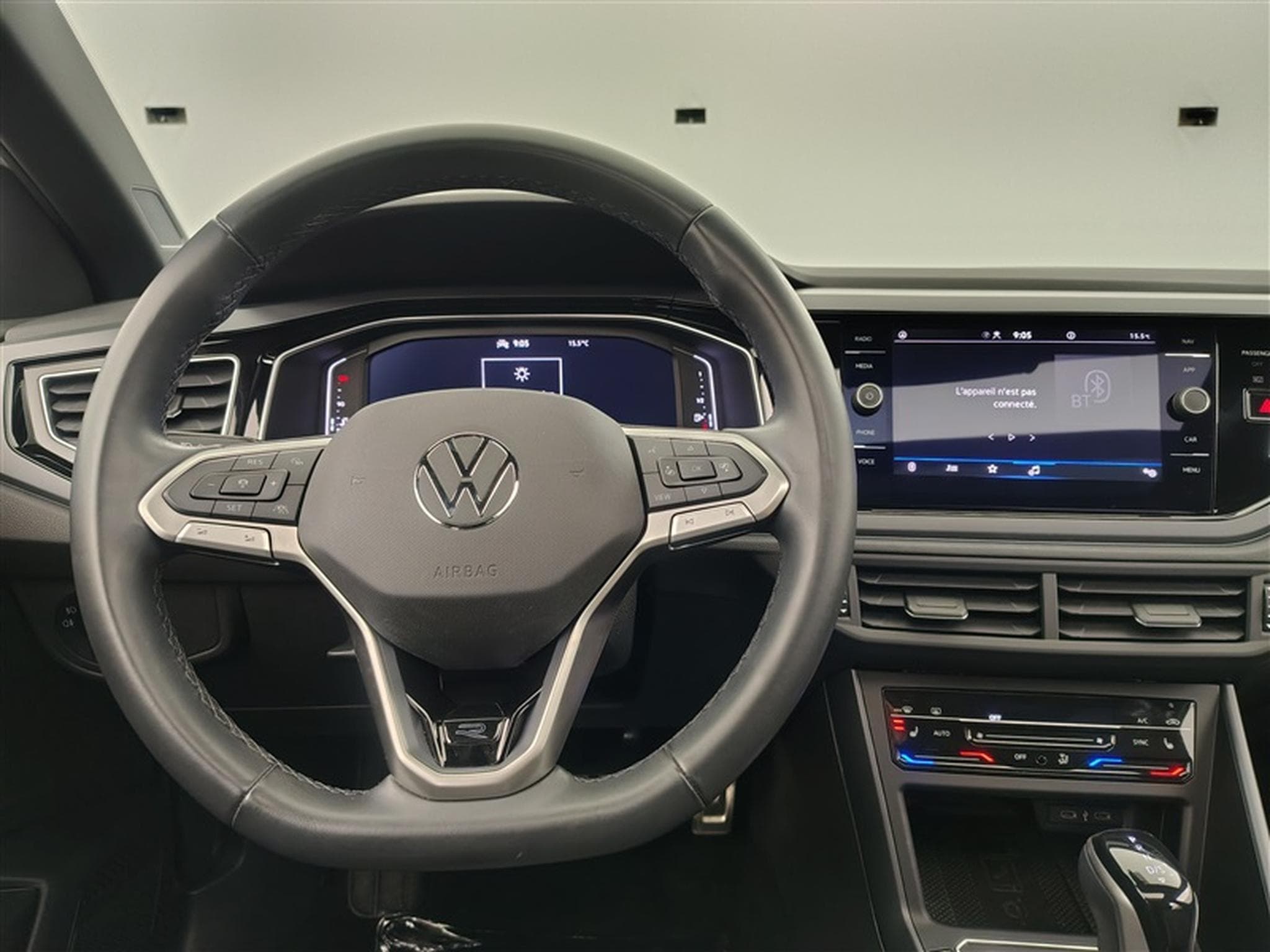 VW Taigo 1.0 TSI 110cv DSG R-Line CARPLAY / MATRIX LED / TO PANO (2024) - Photo 9