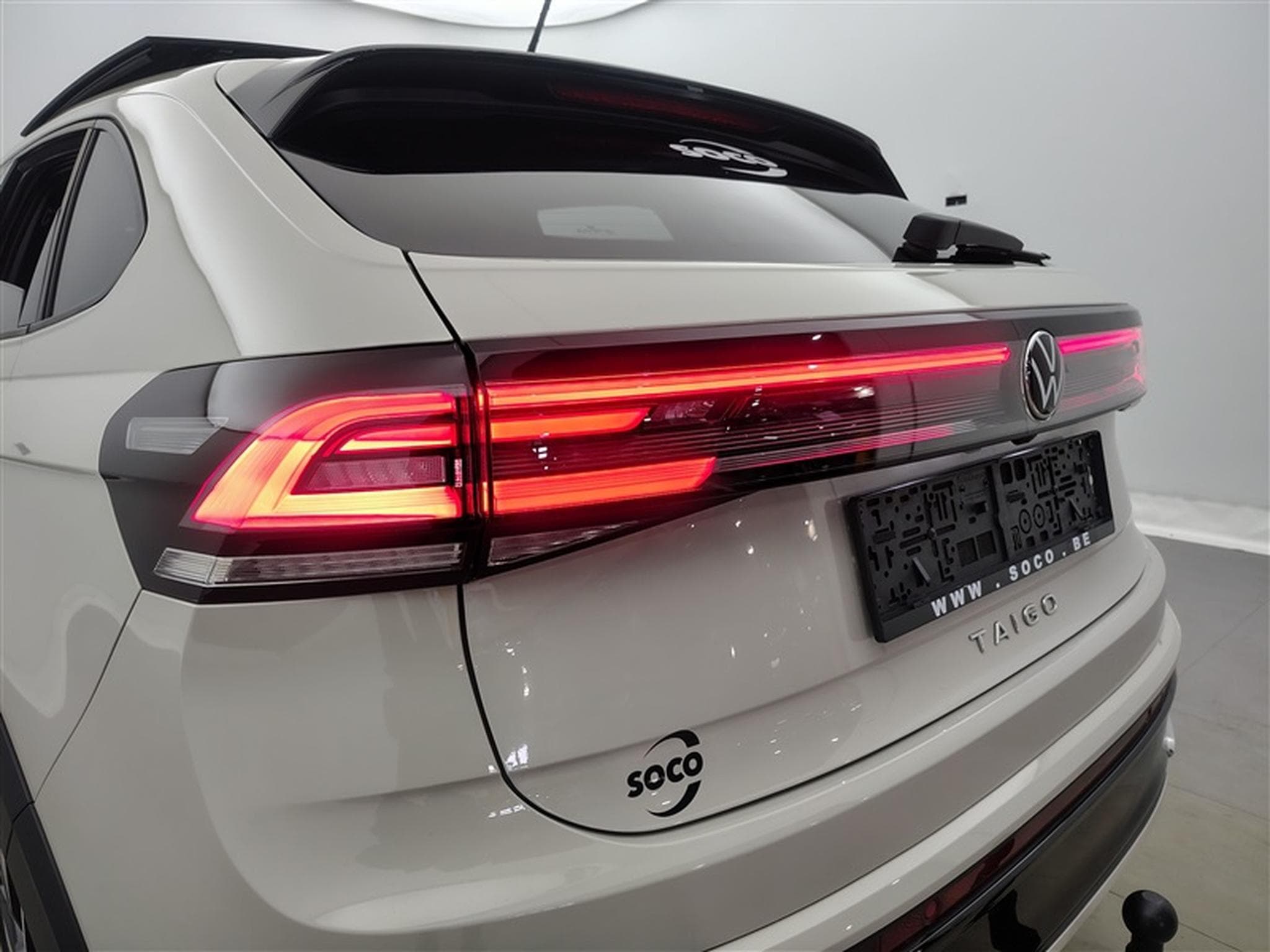 VW Taigo 1.0 TSI 110cv DSG R-Line CARPLAY / MATRIX LED / TO PANO (2024) - Photo 16