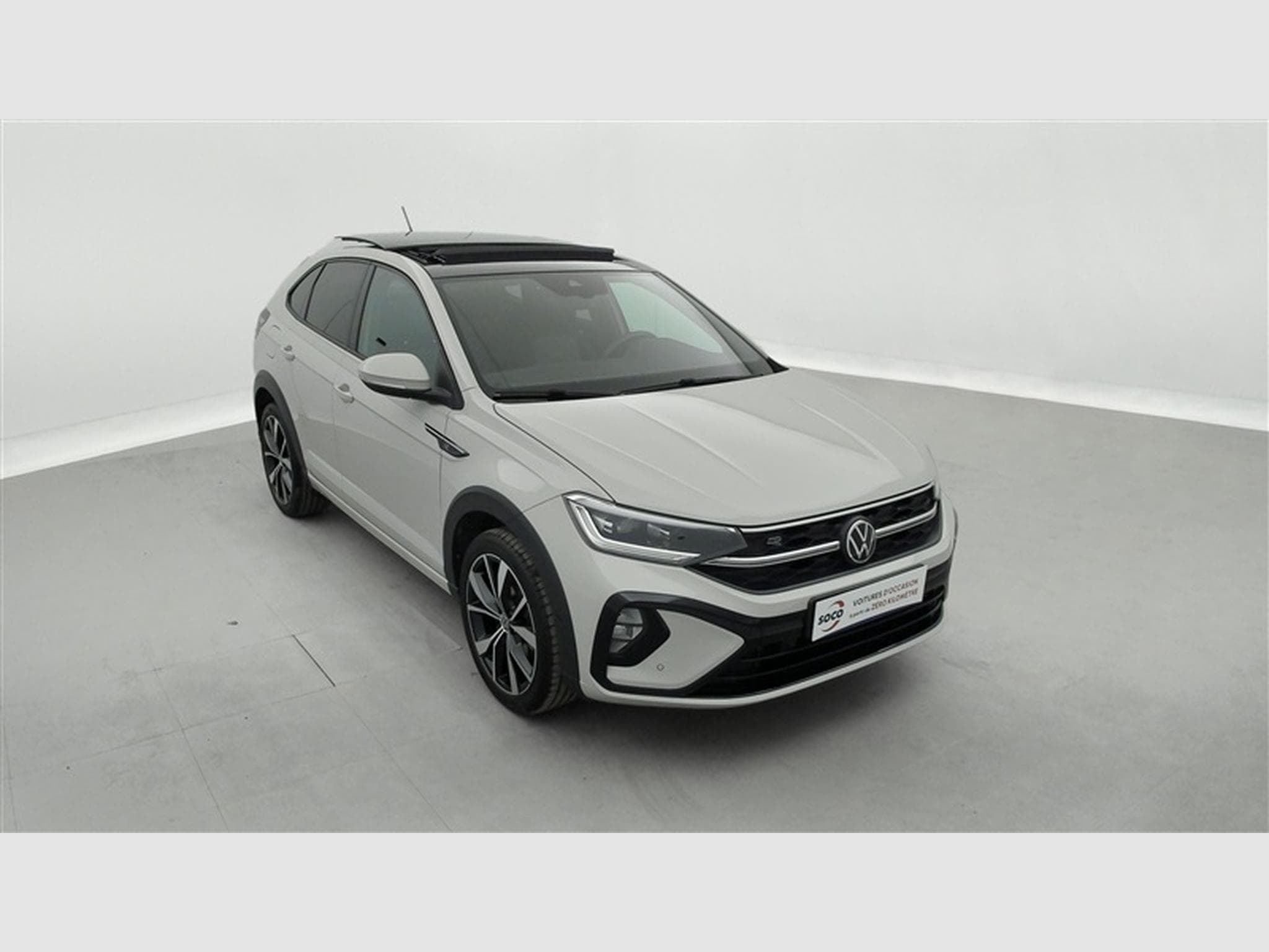 VW Taigo 1.0 TSI 110cv DSG R-Line CARPLAY / MATRIX LED / TO PANO (2024) - Photo 24