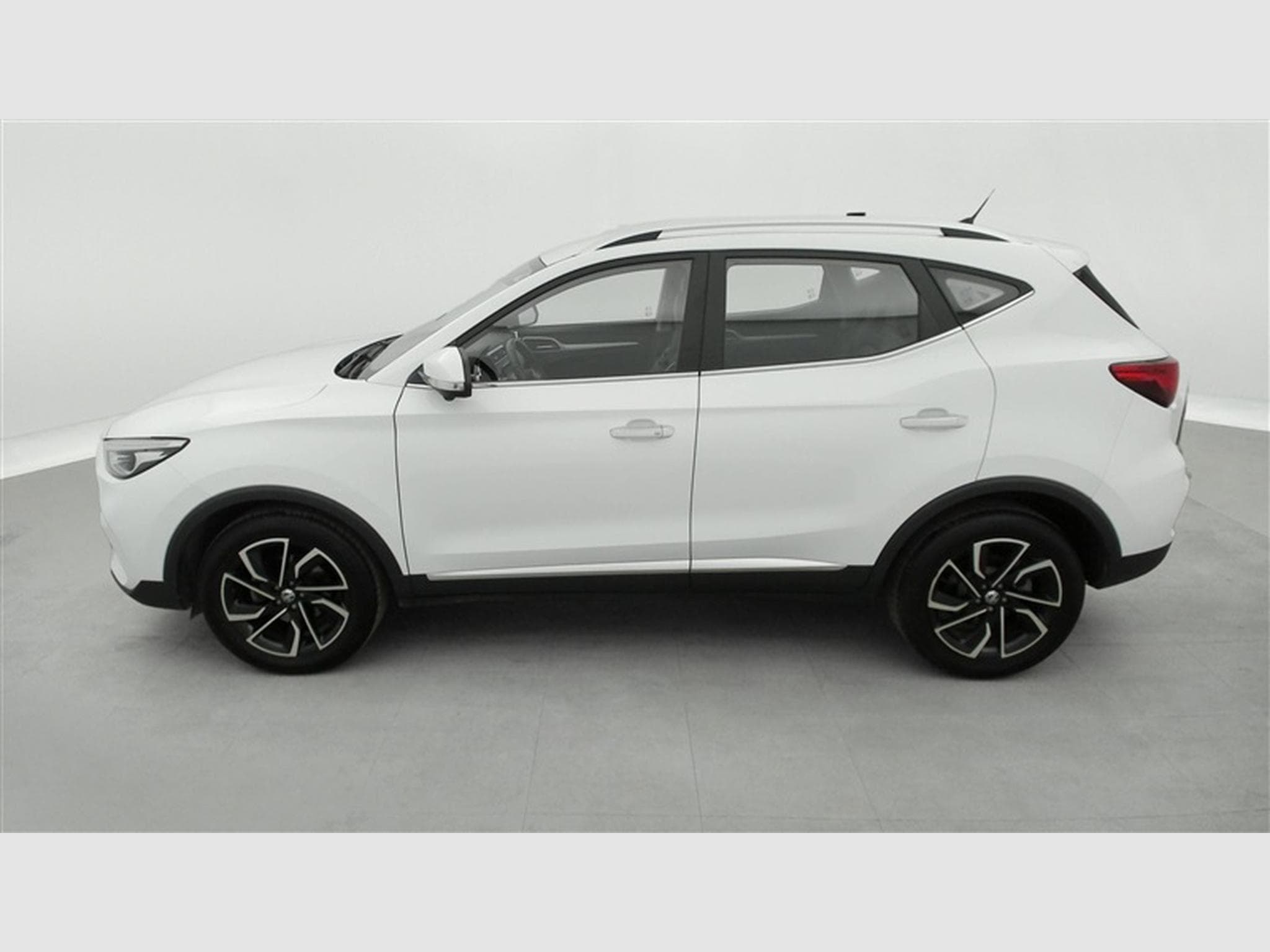 MG ZS 1.0 T-GDi 110cv AUTO Luxury NAVI / FULL LED / CUIR / CAMERA (2024) - Photo 3