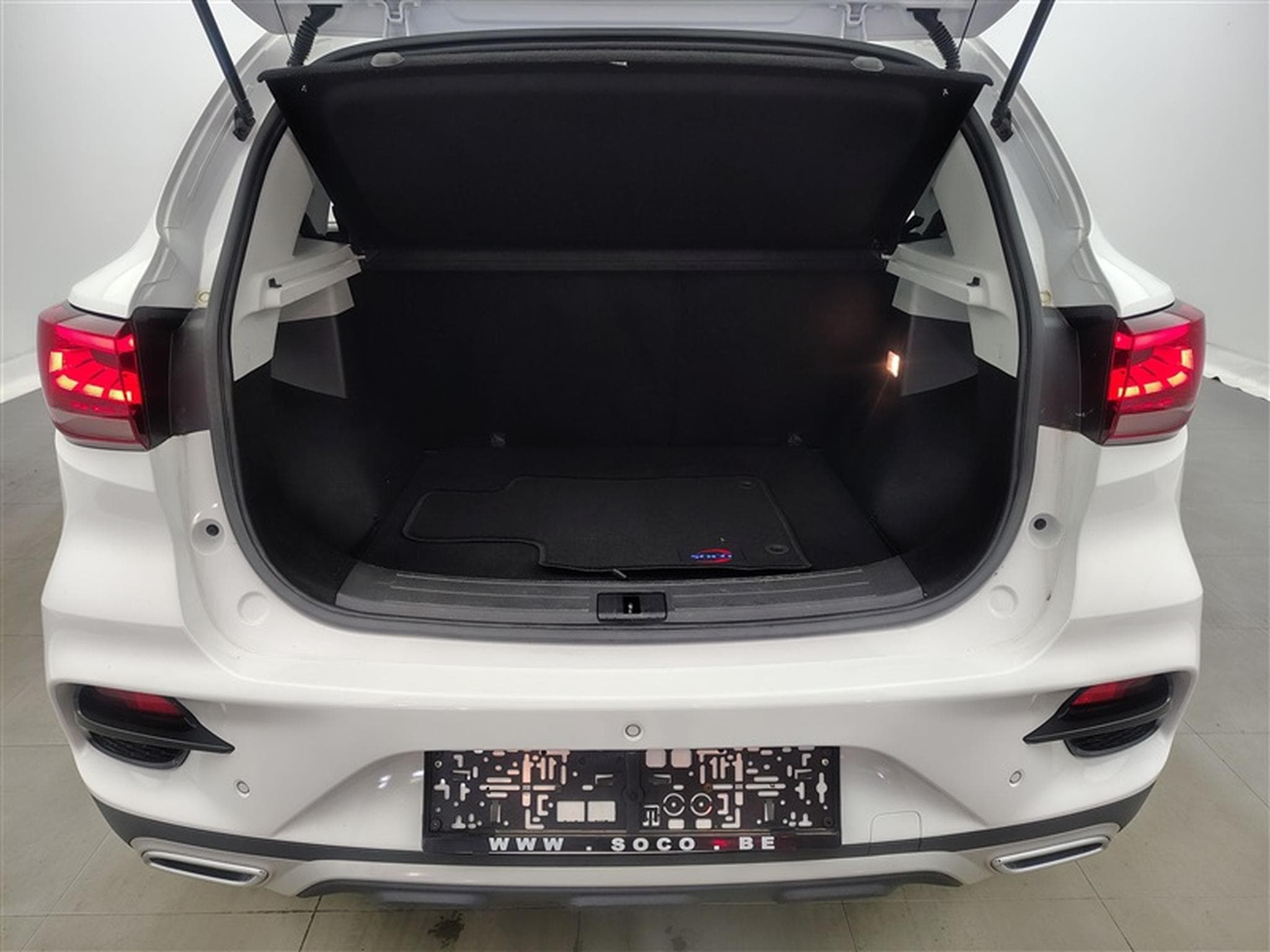 MG ZS 1.0 T-GDi 110cv AUTO Luxury NAVI / FULL LED / CUIR / CAMERA (2024) - Photo 14