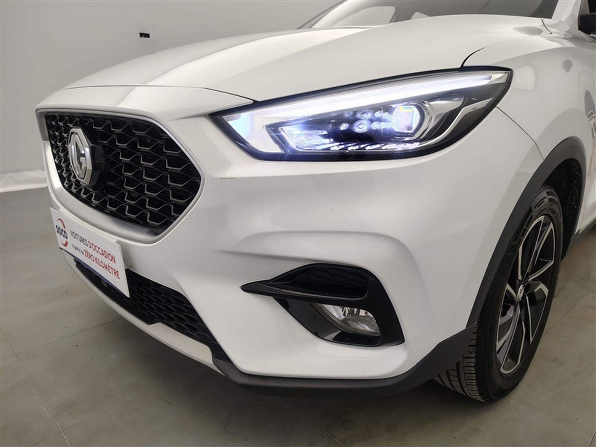 MG ZS 1.0 T-GDi 110cv AUTO Luxury NAVI / FULL LED / CUIR / CAMERA (2024) - Photo 15