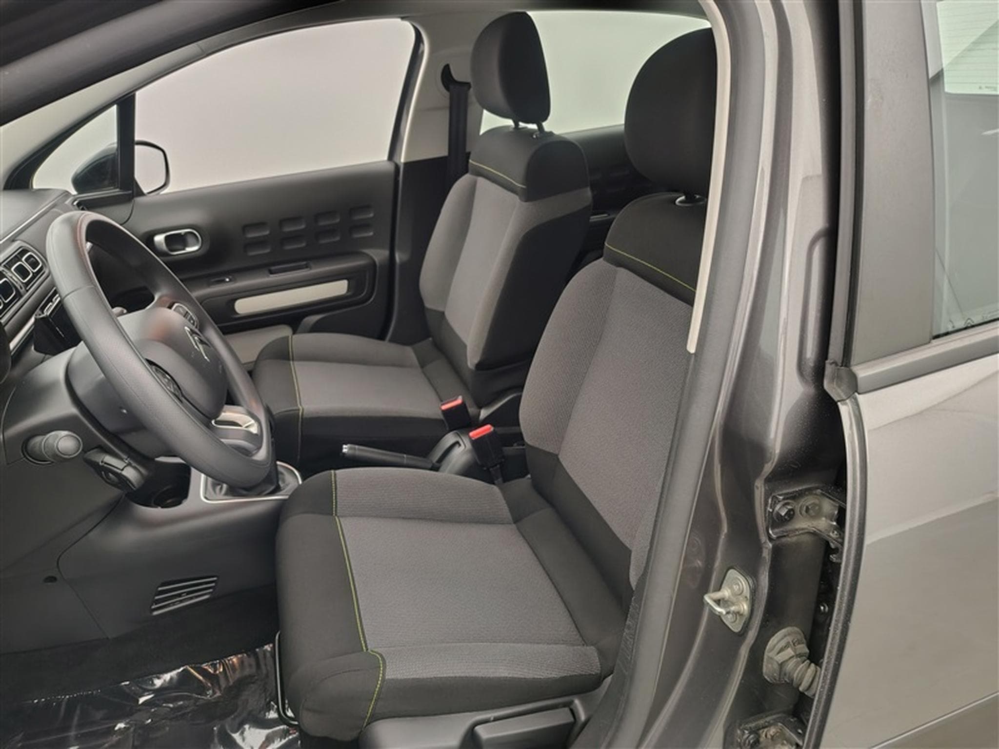 Citroen C3 C3 1.2i PureTech C-Series S&S (2023) - Photo 7