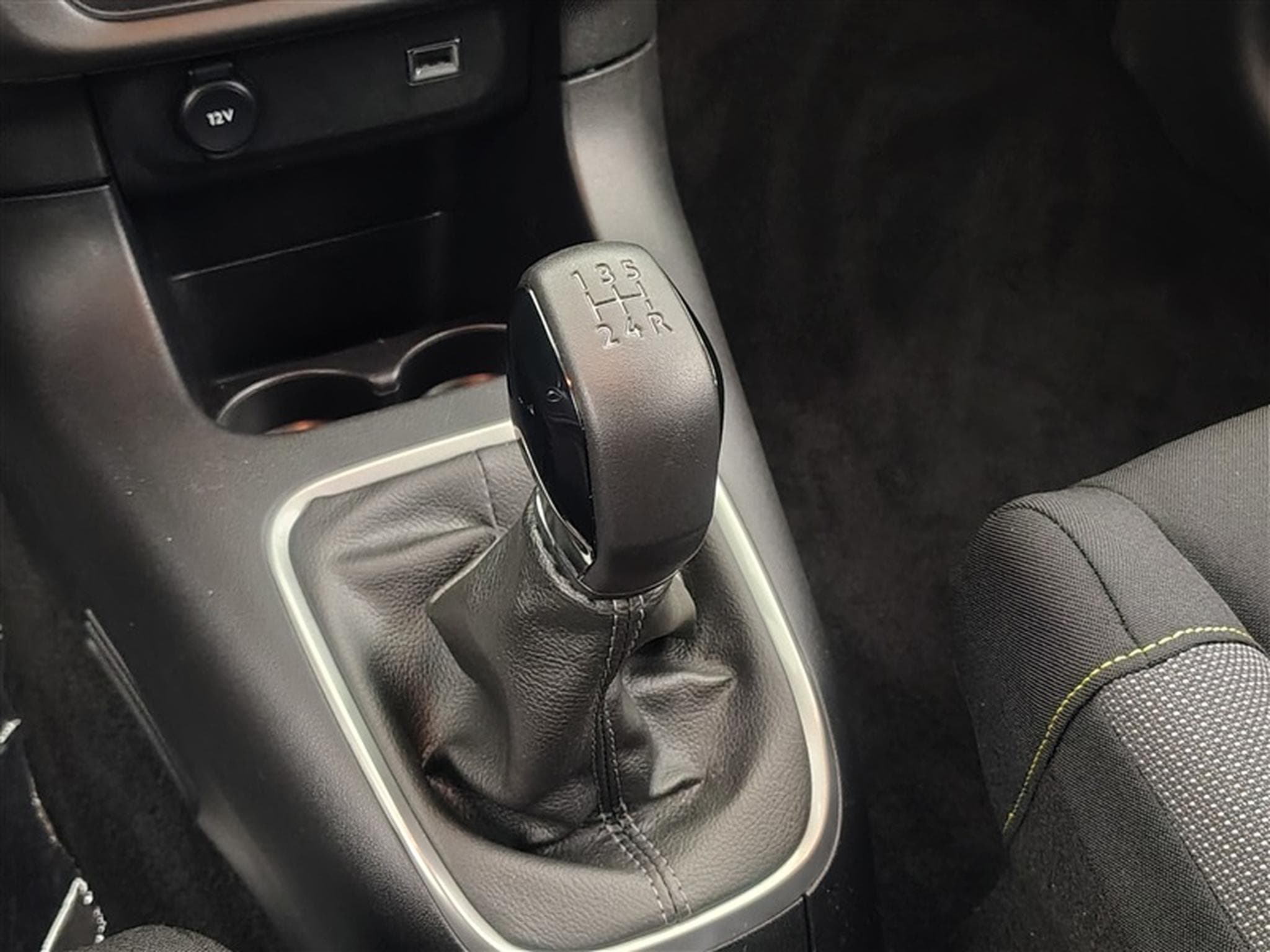 Citroen C3 C3 1.2i PureTech C-Series S&S (2023) - Photo 12