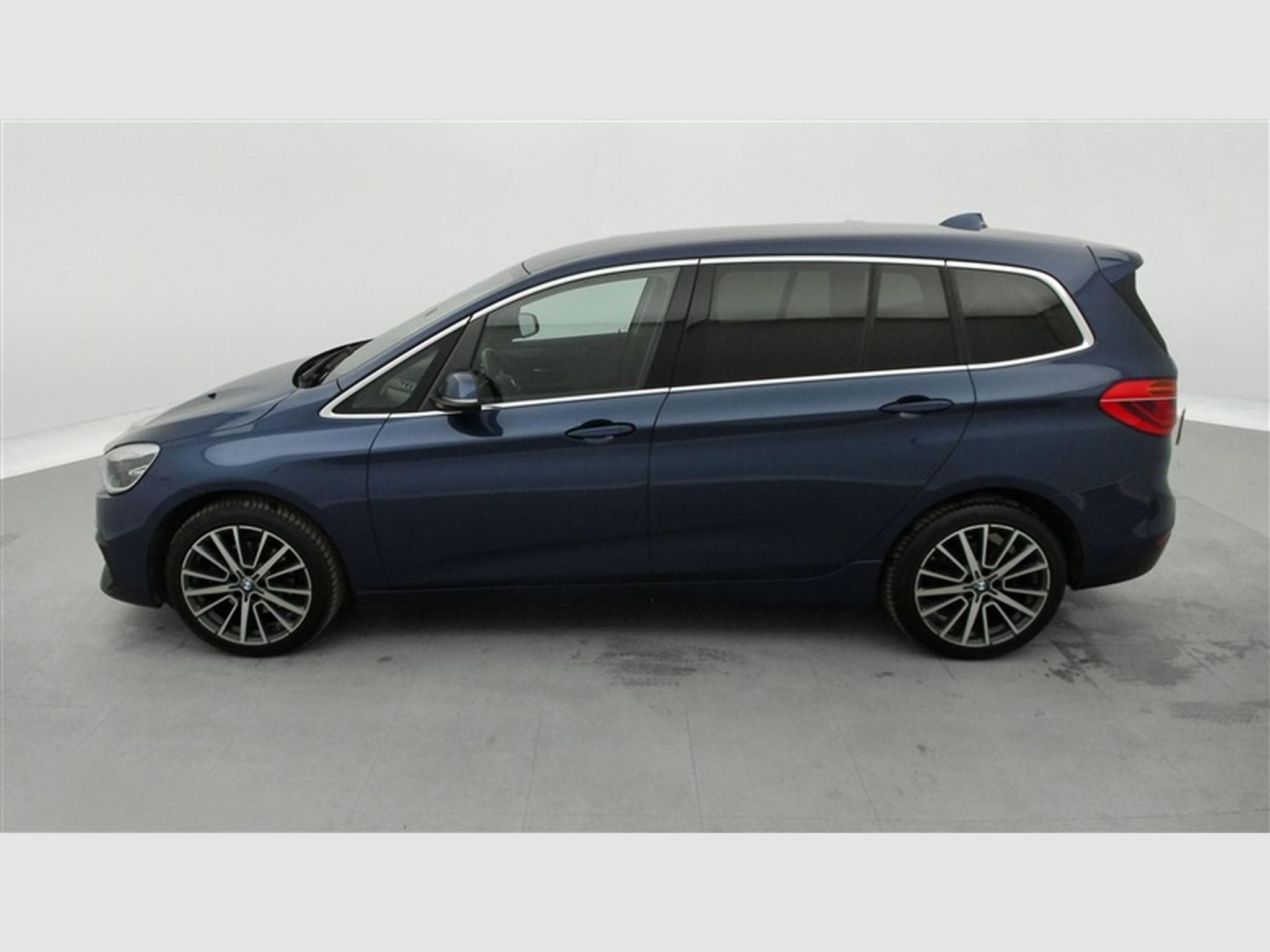 BMW 218 Gran Tourer 218iA 7 Places (2022) - Photo 3