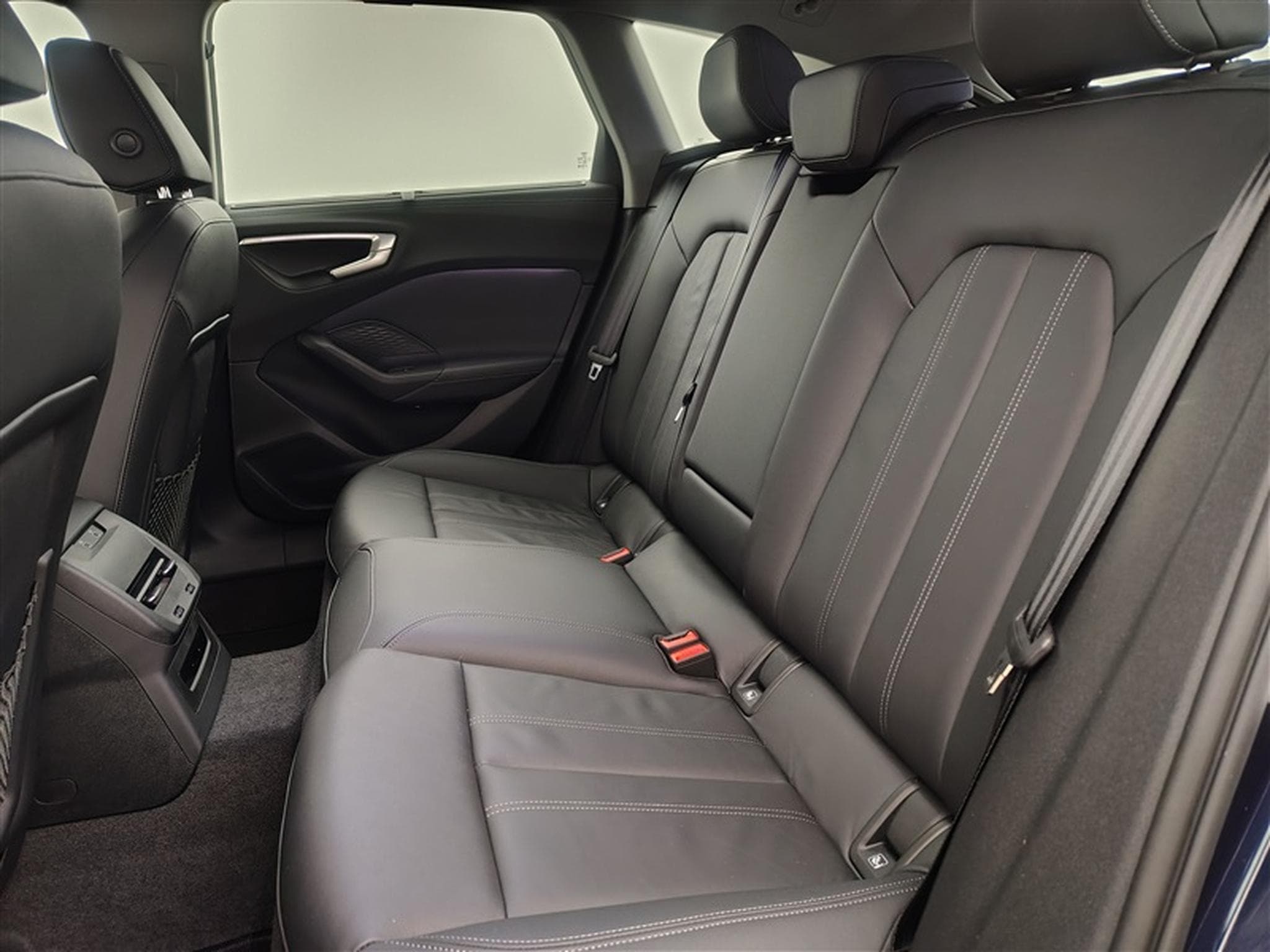 Audi A5 Avant 2.0 TFSI Edition one S tronic (2024) - Foto 13