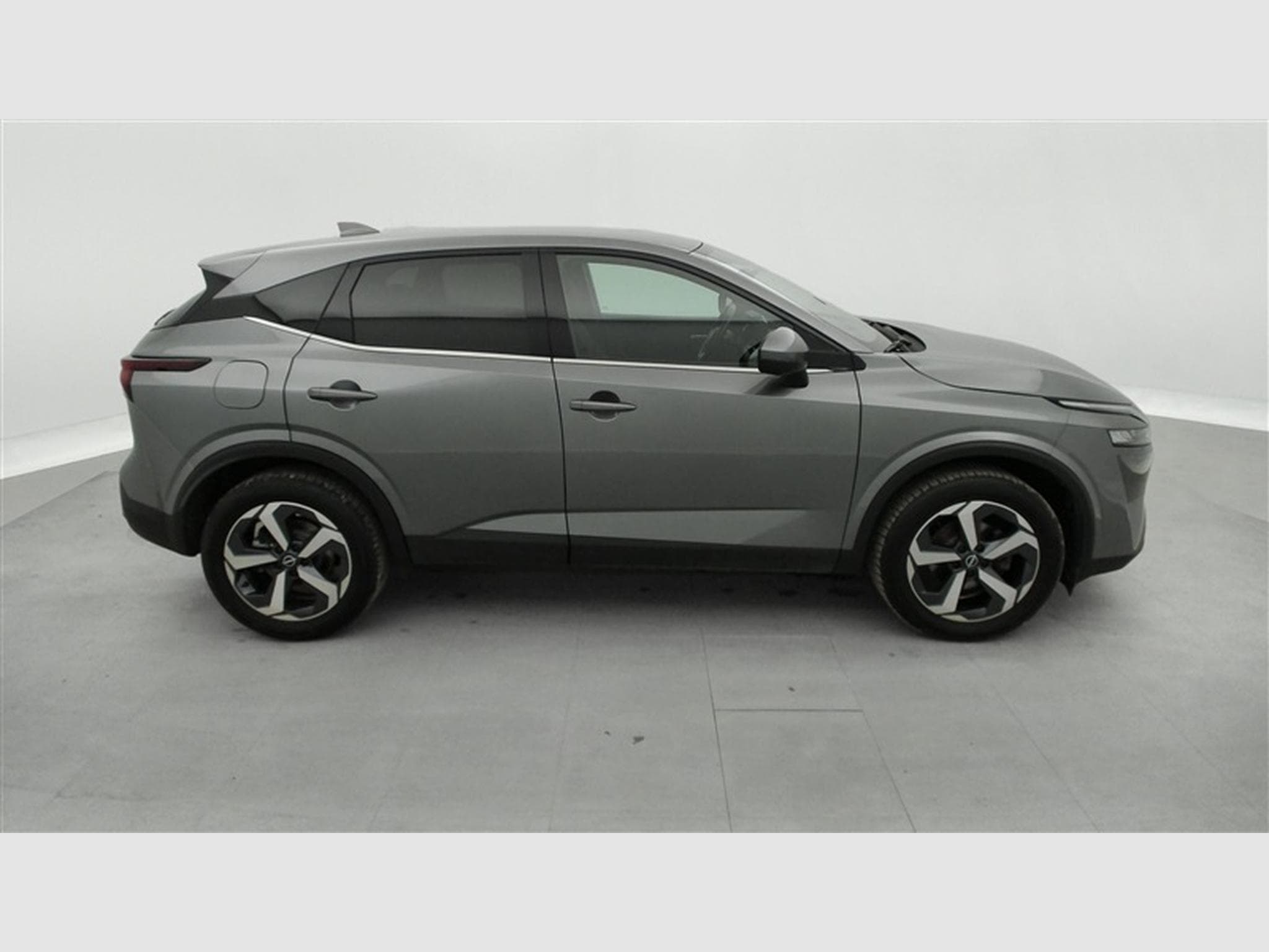 Nissan Qashqai 1.3 DIG-T MHEV N-Connecta Xtronic (2023) - Foto 24