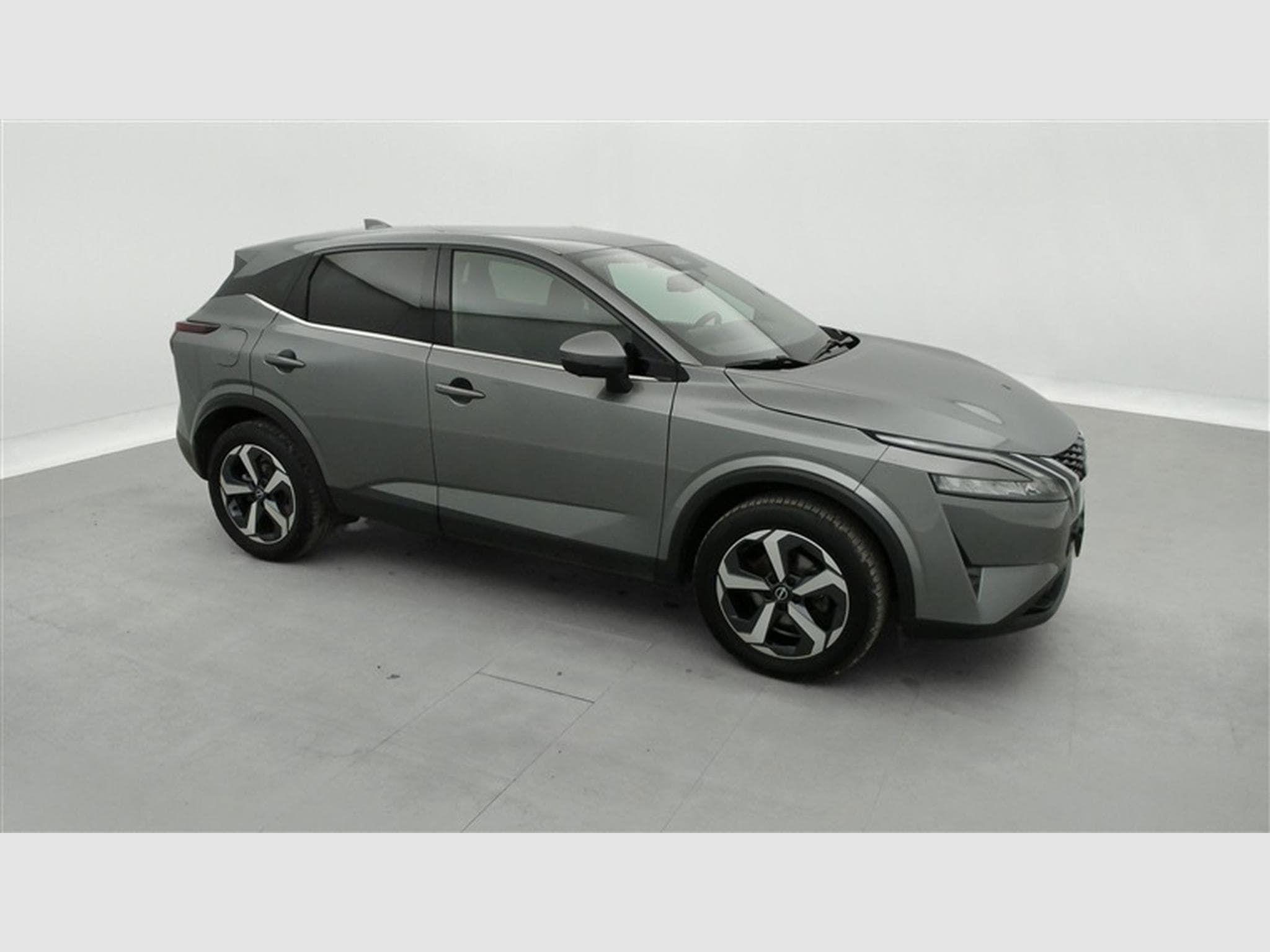 Nissan Qashqai 1.3 DIG-T MHEV N-Connecta Xtronic (2023) - Foto 23