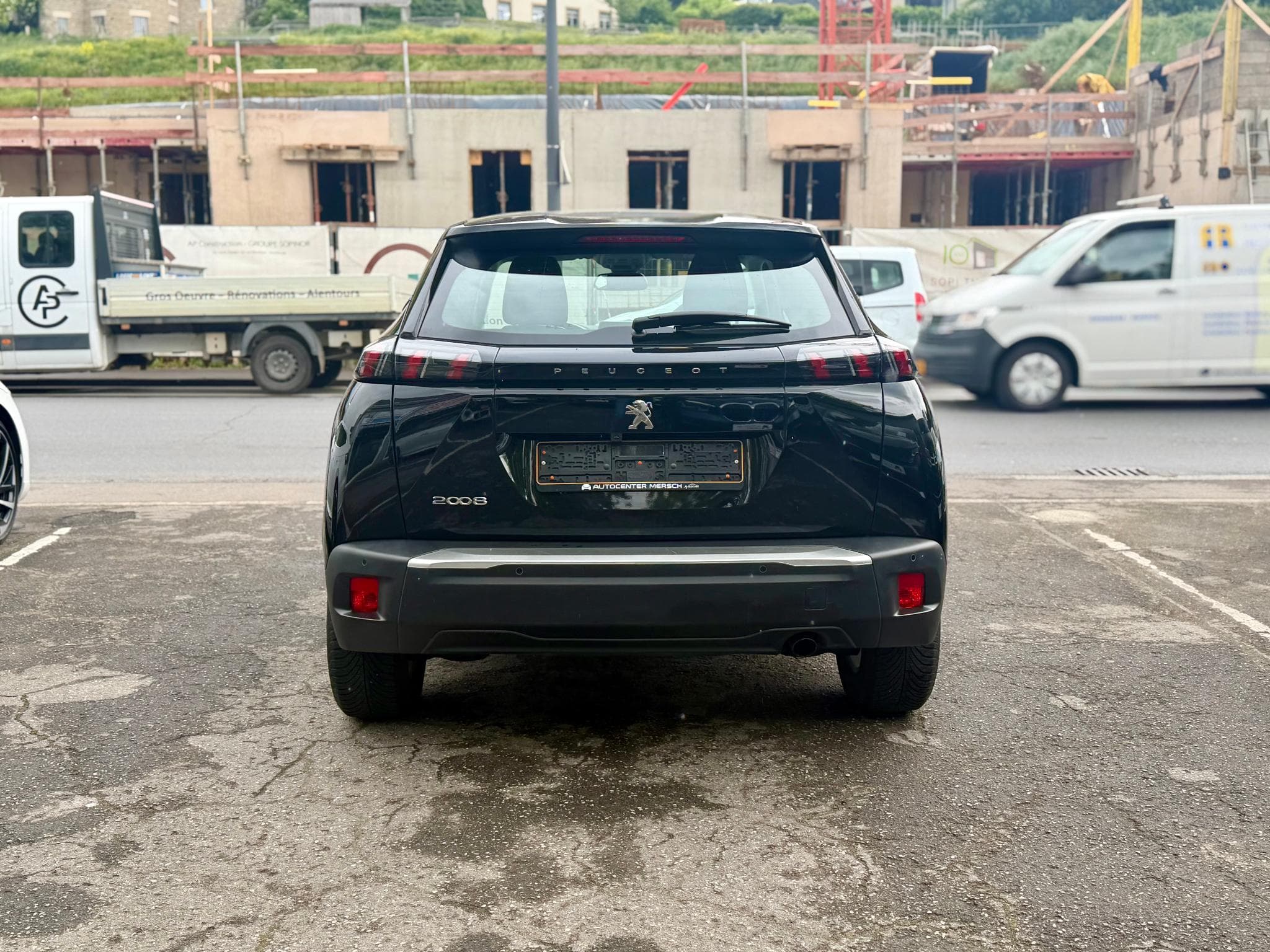 Peugeot 2008 1.2 PureTech 100 Active (2022) - Photo 5
