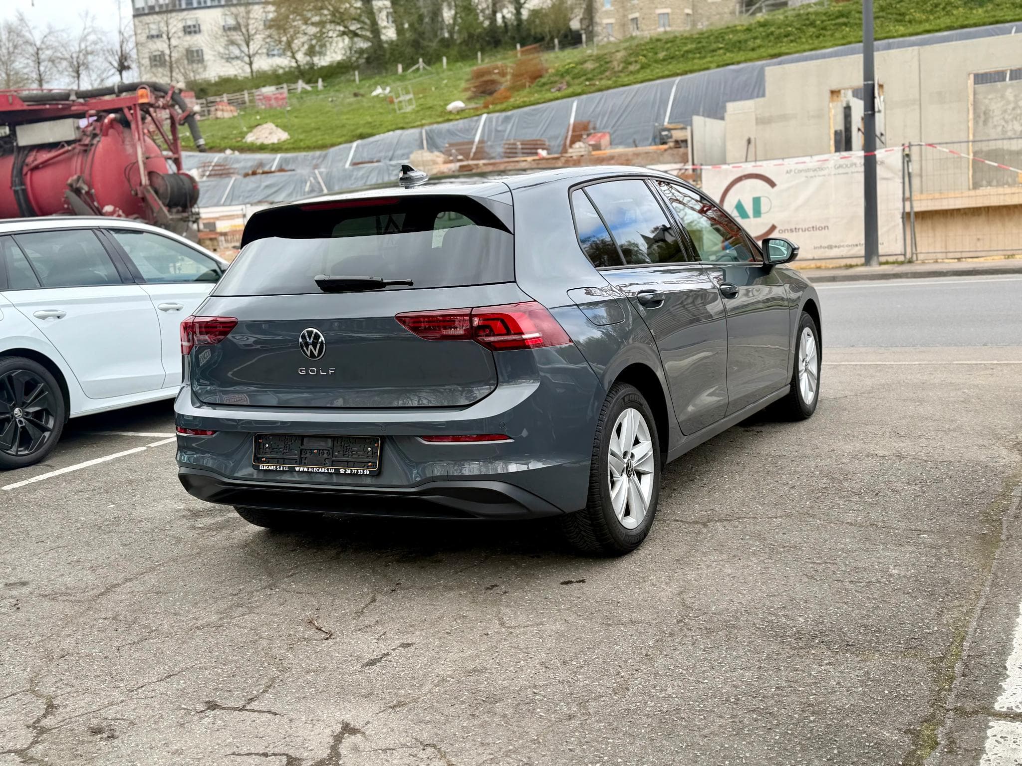 VW Golf VIII 2.0 TDI 150 DSG7 LIFE (2025) - Foto 6