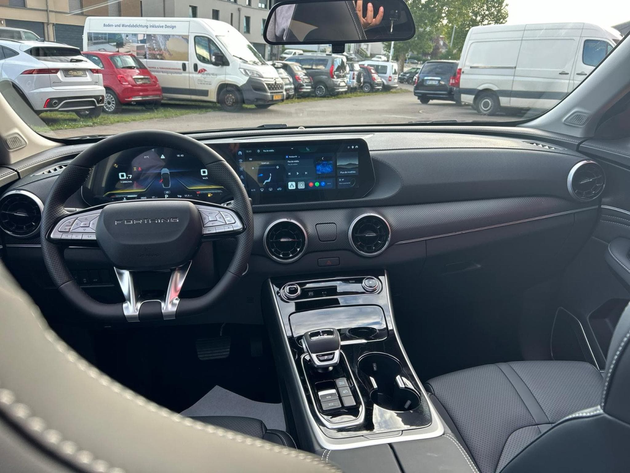 Forthing T5 EVO 1.5 TURBO AUTO FULL OPTIONS (2026) - Foto 13