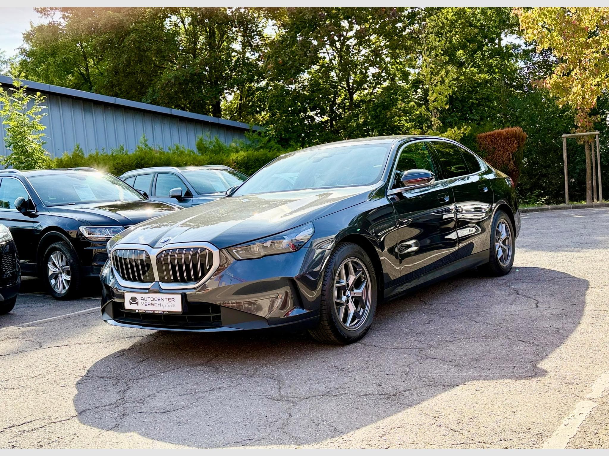 BMW 520 iA Limousine Head-Up/360°/H&K (2025) - Foto 3