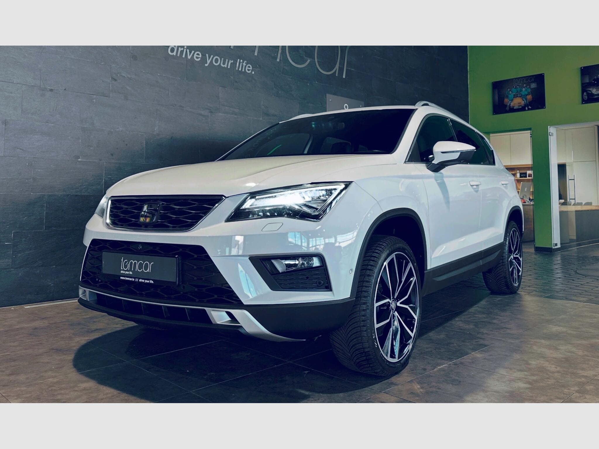 Seat Ateca ATECA XCELLENCE TSI (2017) - Photo 2
