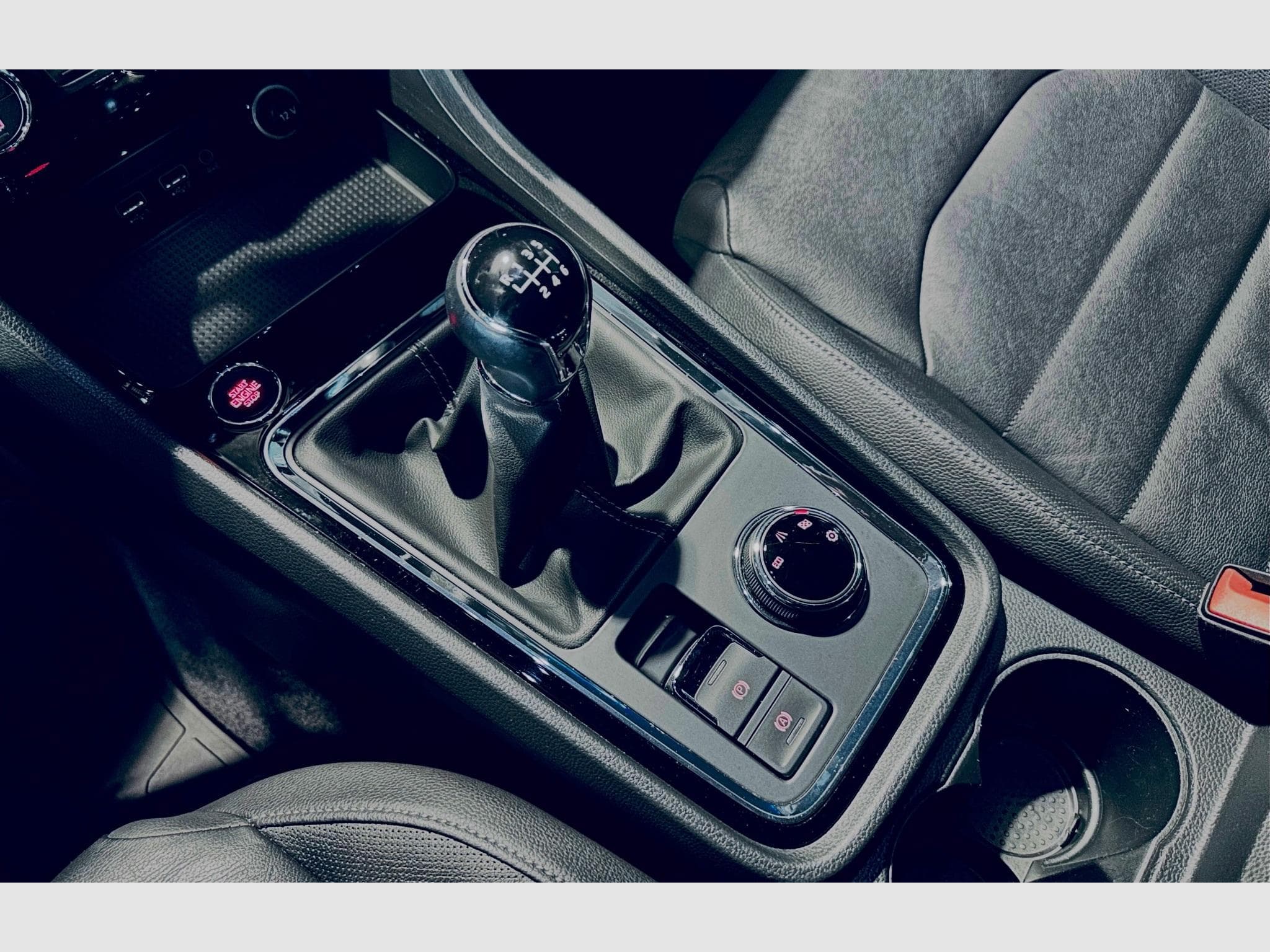 Seat Ateca ATECA XCELLENCE TSI (2017) - Photo 9