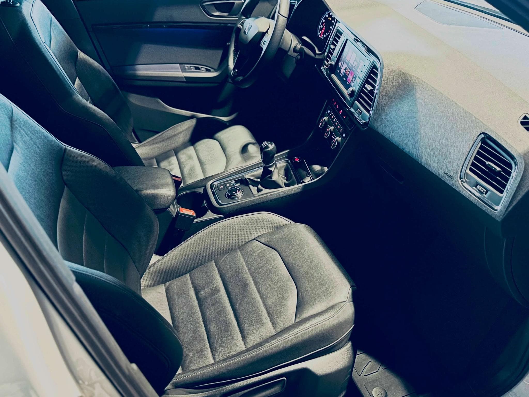 Seat Ateca ATECA XCELLENCE TSI (2017) - Photo 13
