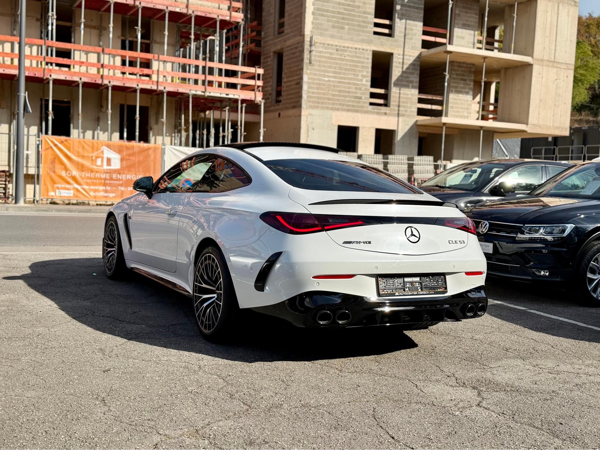 Mercedes CLE 53 AMG CLE 53 AMG 4Matic+ Premium Pano/Burmester/Sièg.per (2026) - Foto 4