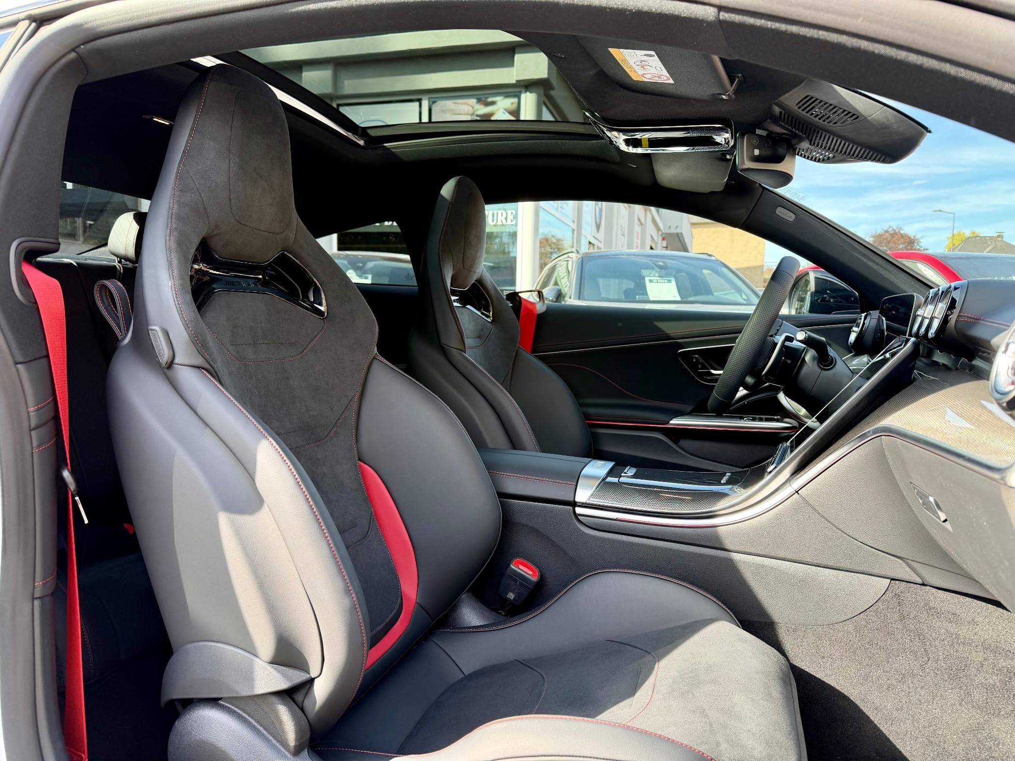 Mercedes CLE 53 AMG CLE 53 AMG 4Matic+ Premium Pano/Burmester/Sièg.per (2026) - Foto 9