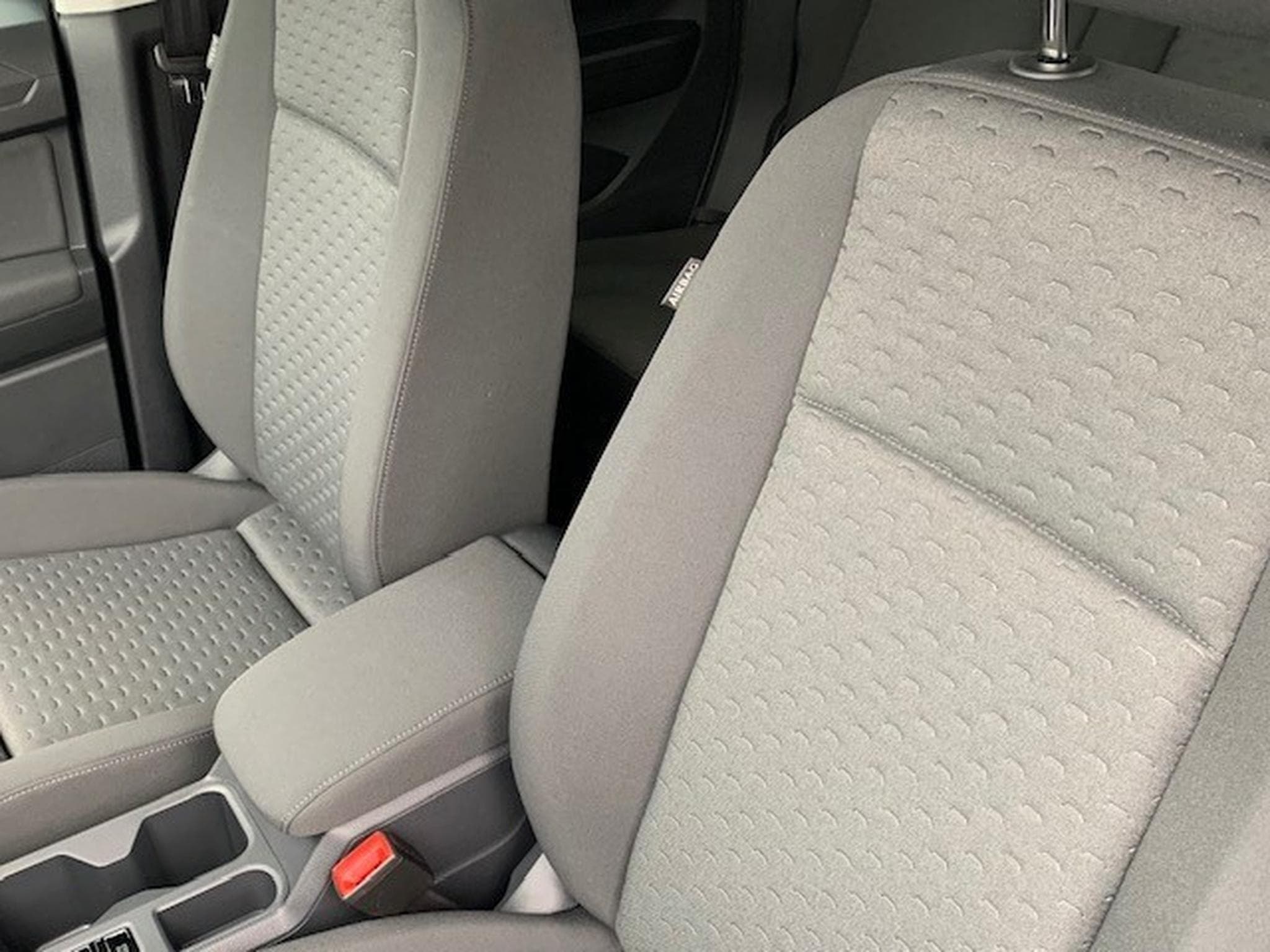VW Caddy EDITION 1.5TSI PHEV 150CV DSG6 (2026) - Photo 2