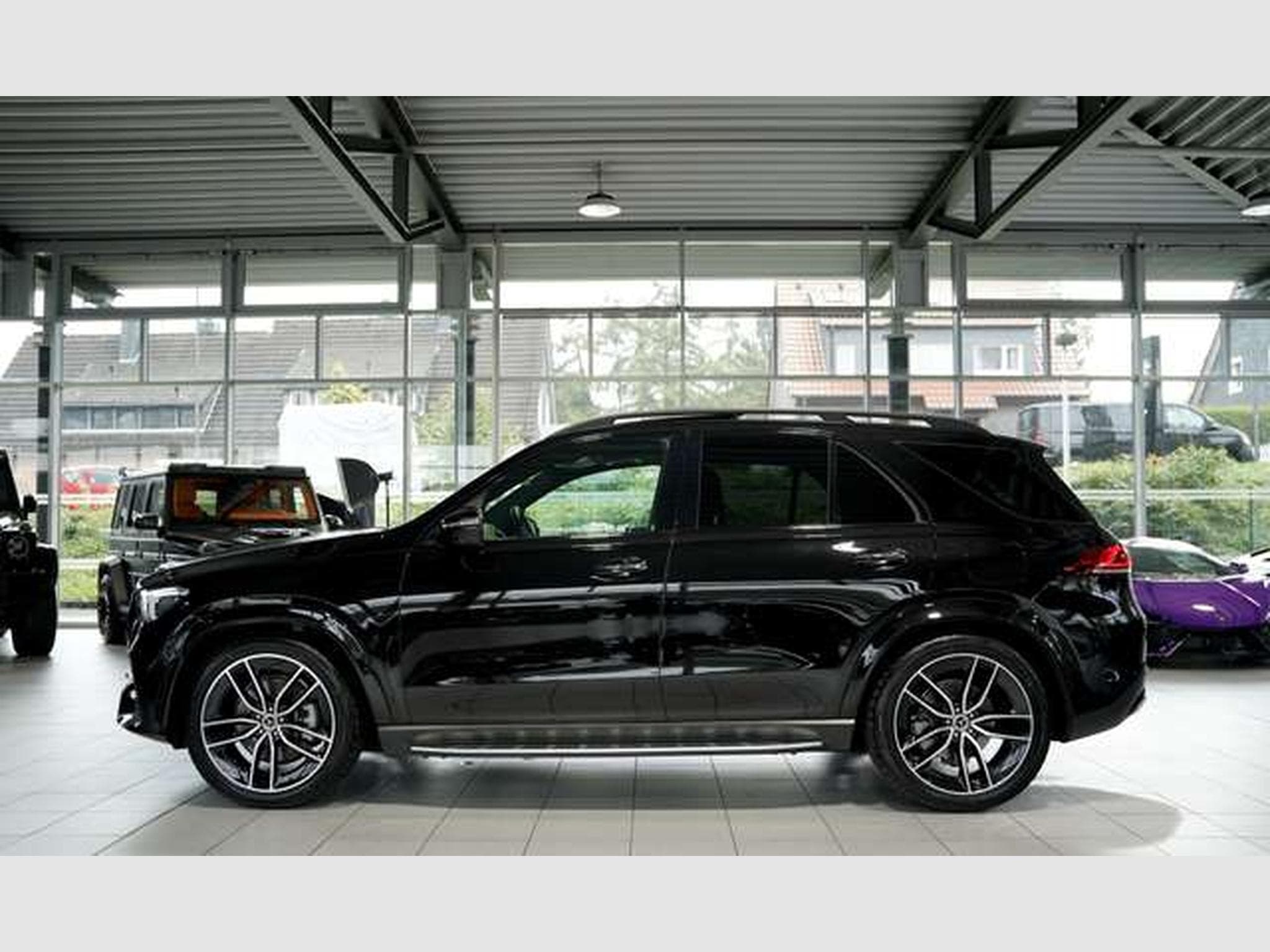 Mercedes GLE 350 de 4M AMG Line 1.H *22 *Pano*MwSt.*LUFT (2022) - Foto 9