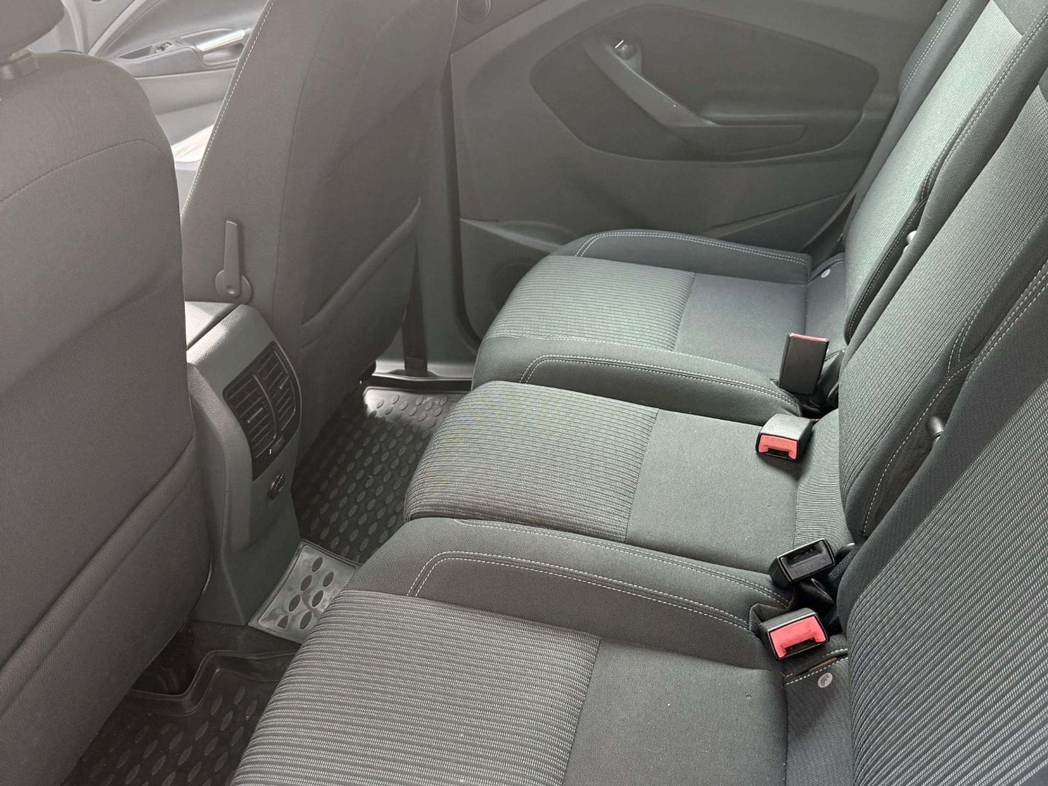 Ford C-Max C-Max 2.0 TDCi Titanium (2014) - Photo 9