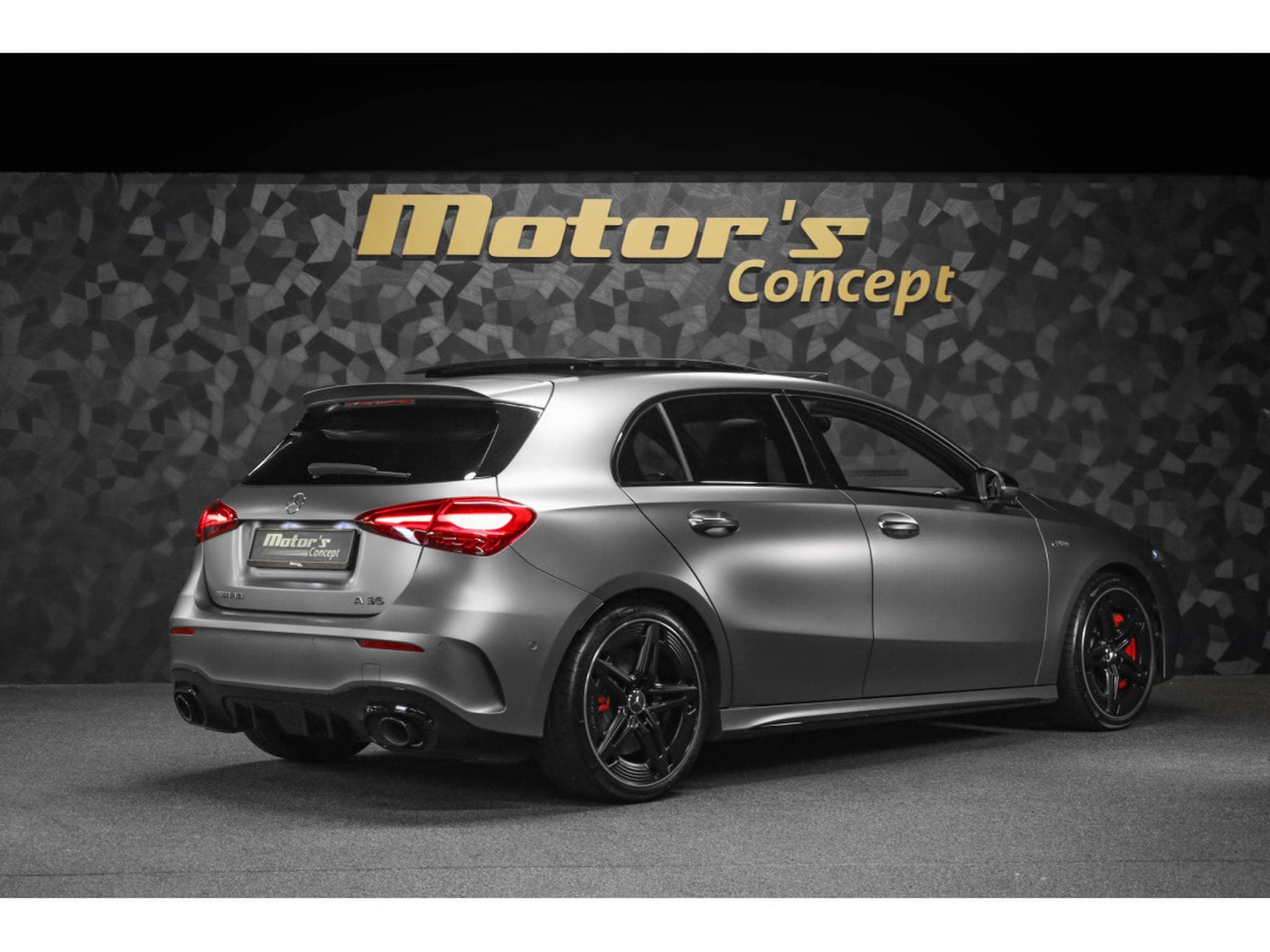 Mercedes A 35 AMG 4 MATIC (2024) - Foto 3