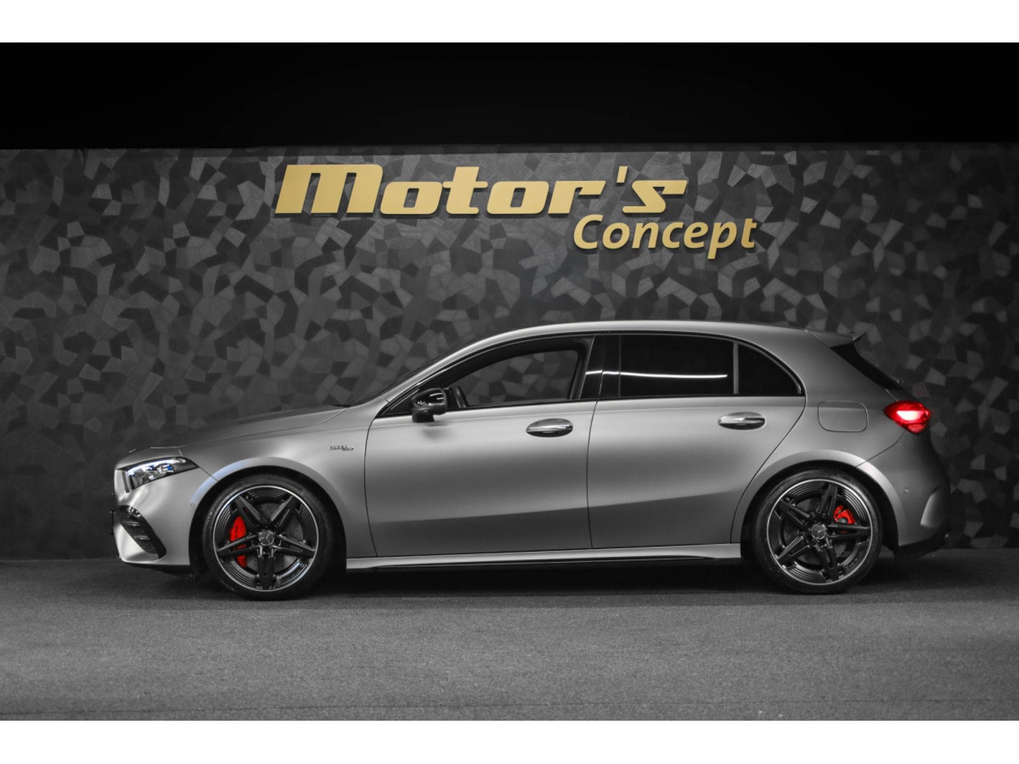 Mercedes A 35 AMG 4 MATIC (2024) - Foto 2