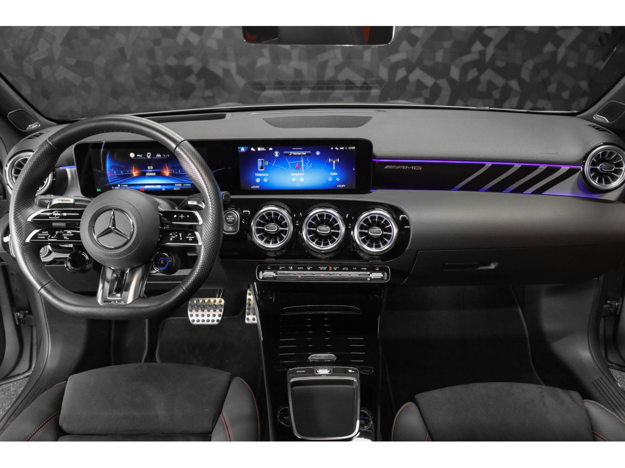 Mercedes A 35 AMG 4 MATIC (2024) - Foto 20