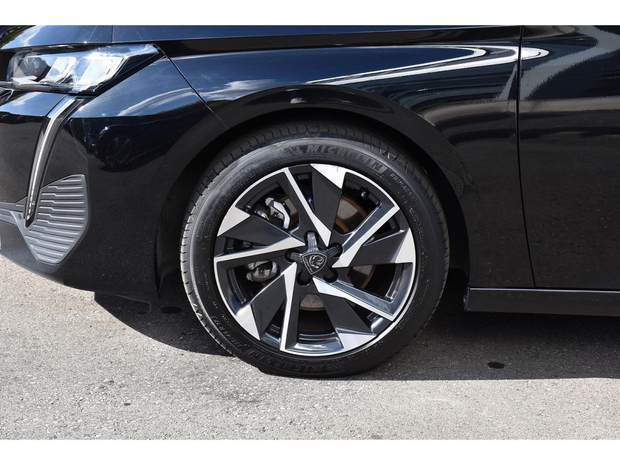 Peugeot 308 1.2 Hybrid 145 e-DCS6 Allure ACC CAM360 LANE 1° MAIN (2025) - Photo 5