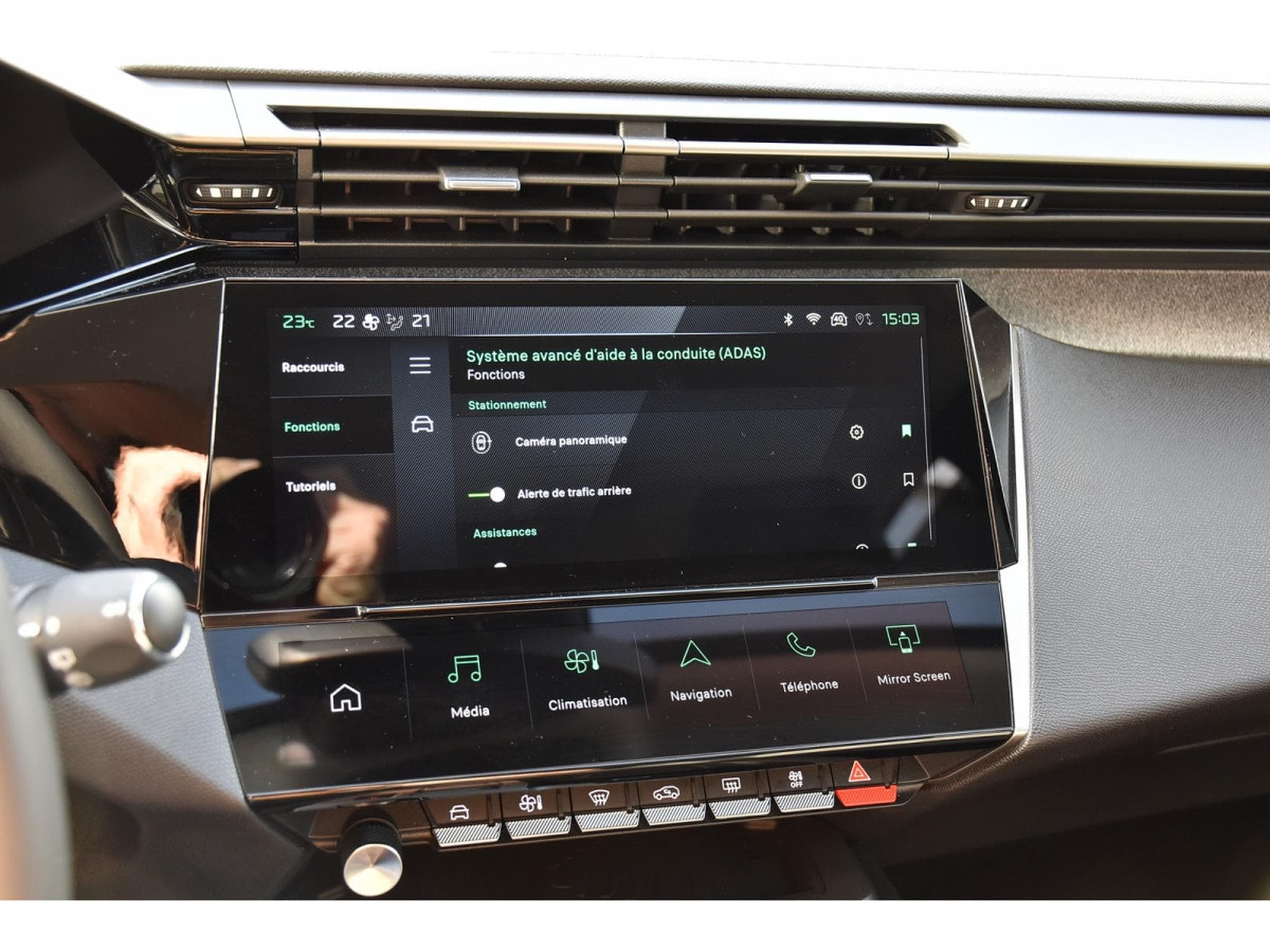 Peugeot 308 1.2 Hybrid 145 e-DCS6 Allure ACC CAM360 LANE 1° MAIN (2025) - Photo 15