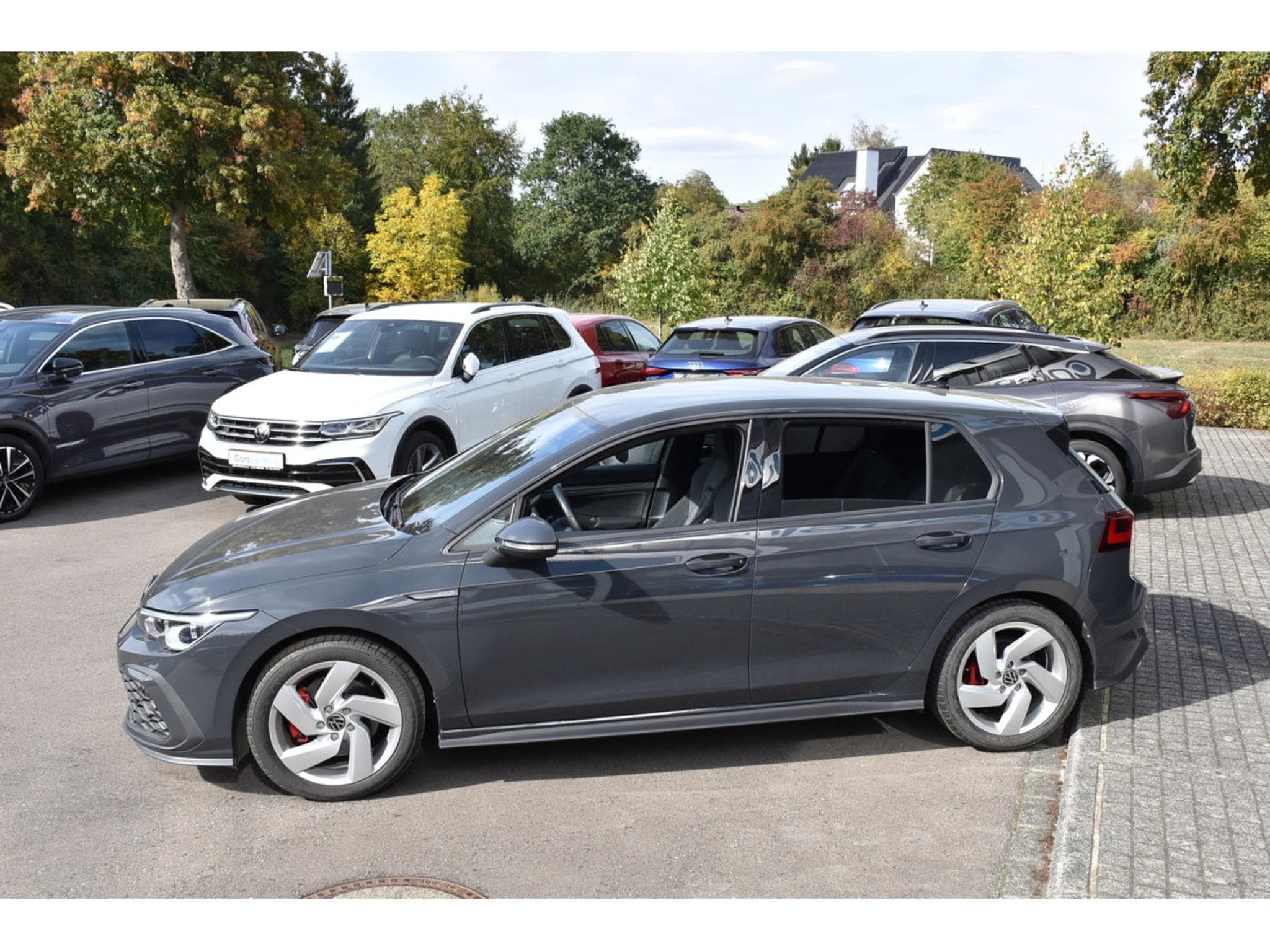 VW Golf GTD 2.0 TDI DSG PACK HIVER LANE 1° MAIN (2024) - Photo 3