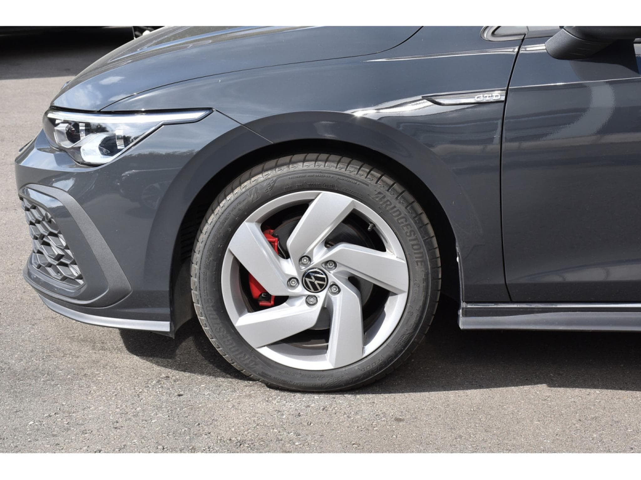 VW Golf GTD 2.0 TDI DSG PACK HIVER LANE 1° MAIN (2024) - Photo 5